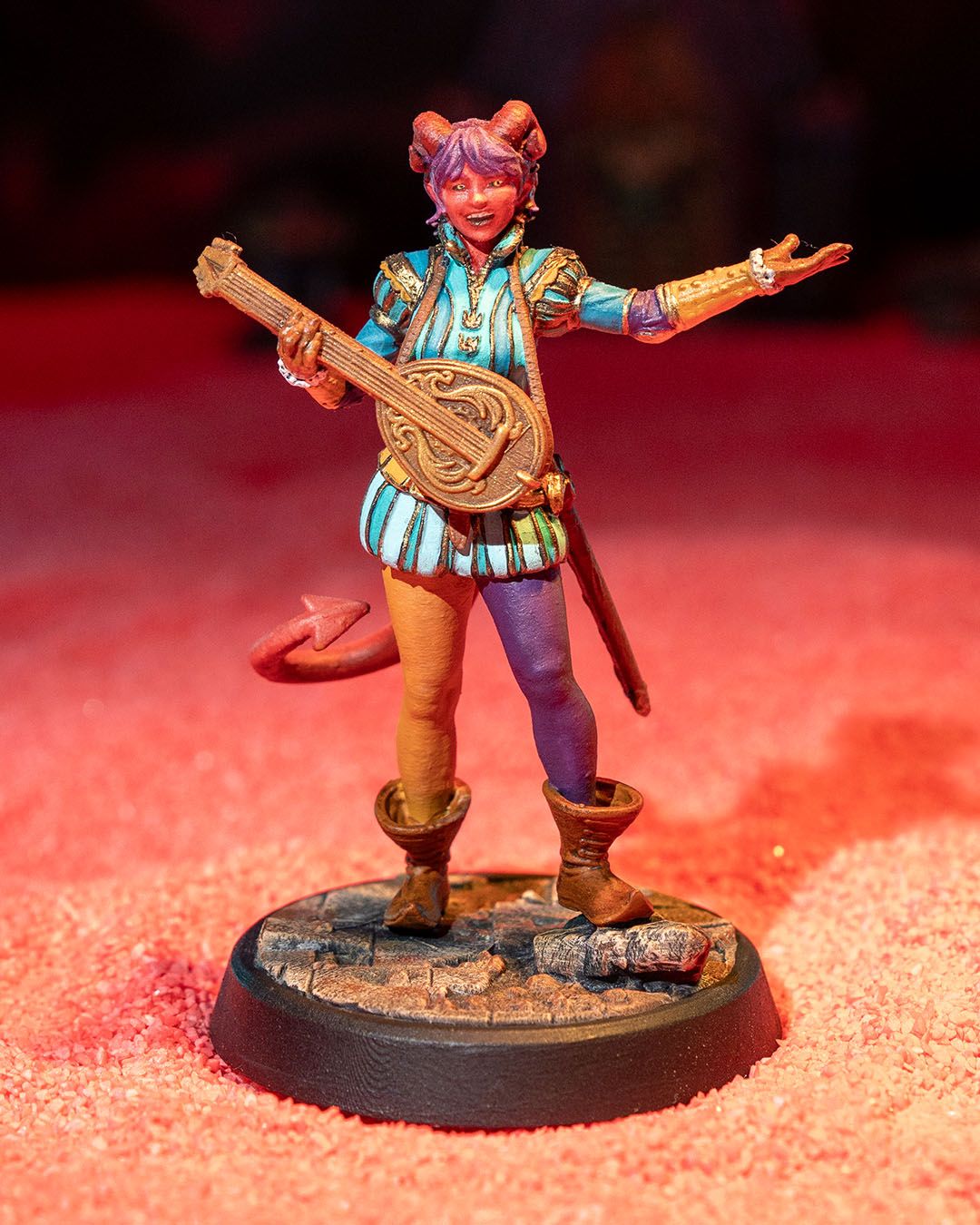 Sigrid Yalve - Tiefling Bard - 32mm / 75mm Scale Miniature