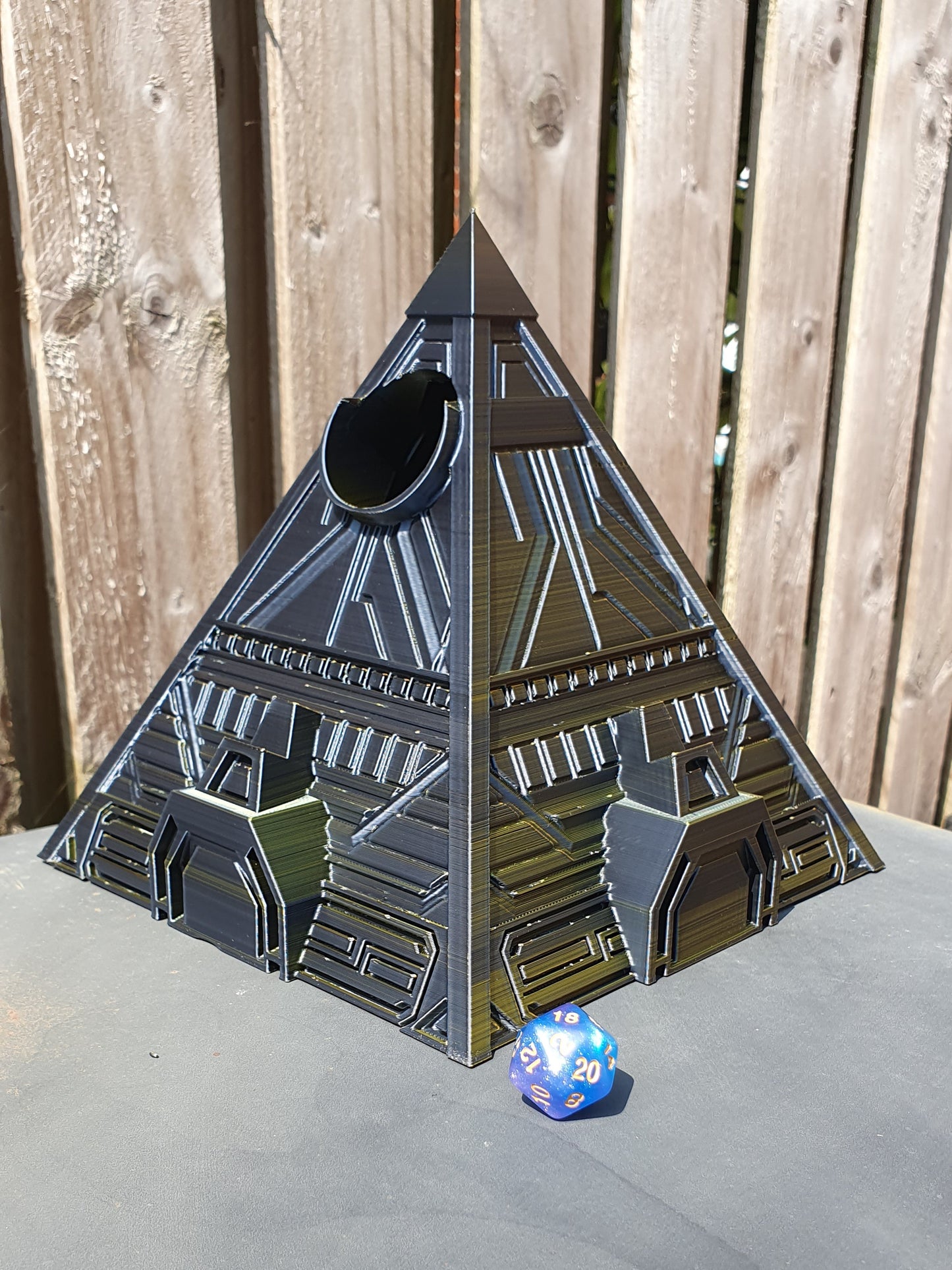 Alien Pyramid Dice Tower