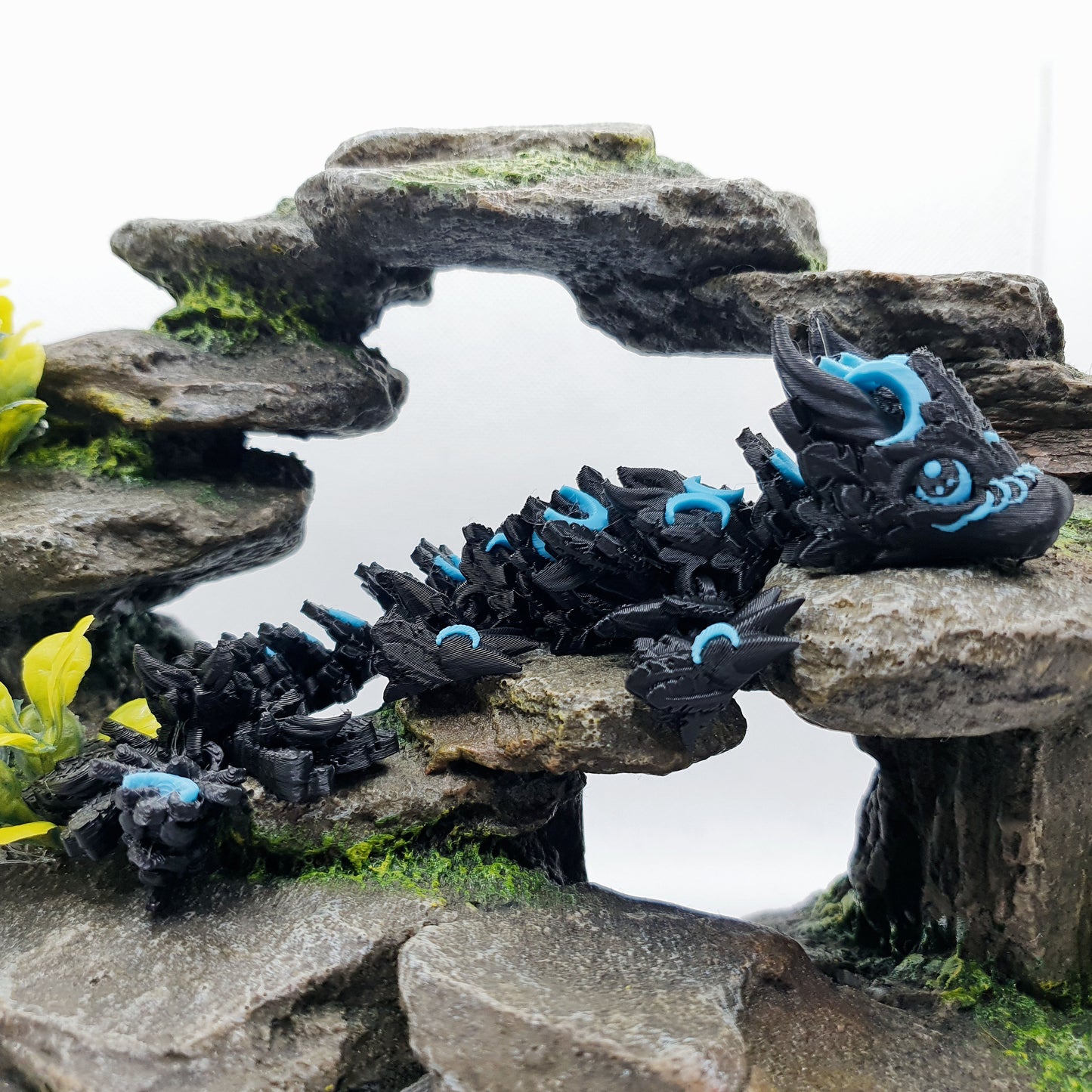 Lunar Articulated Baby Dragon - Obsidian Sky