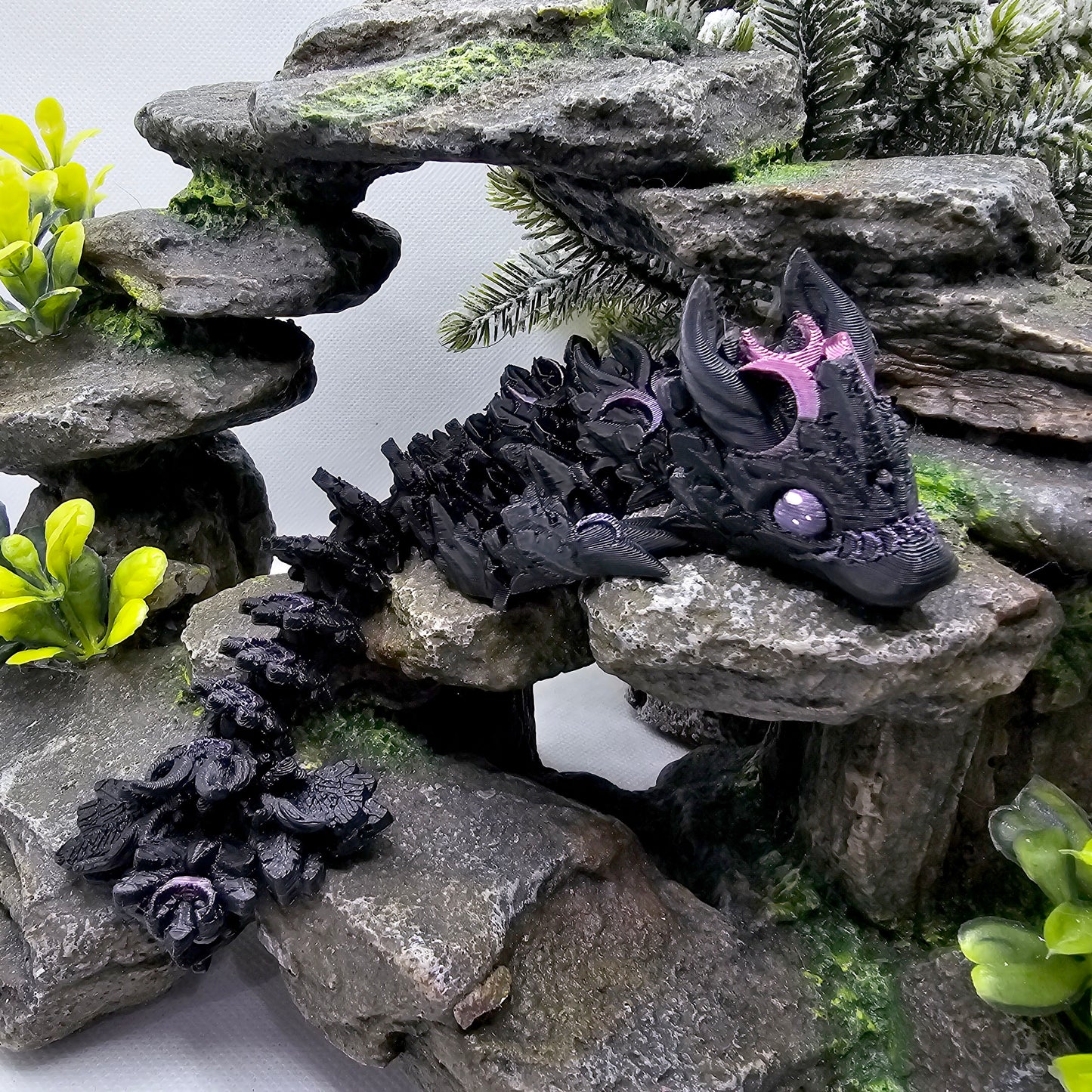 Lunar Articulated Baby Dragon - Obsidian Universe