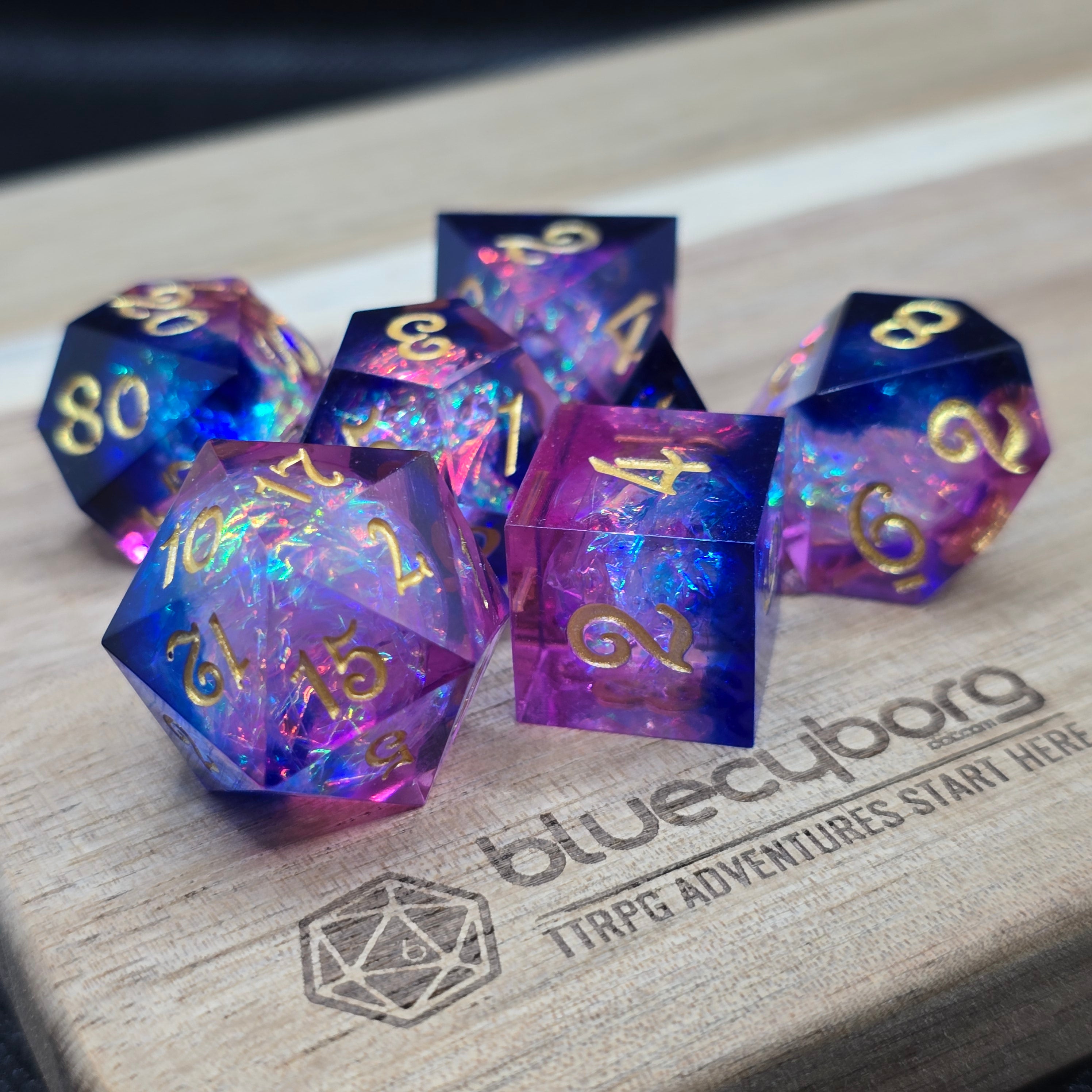 Twilight Kiss - Resin Dice Set
