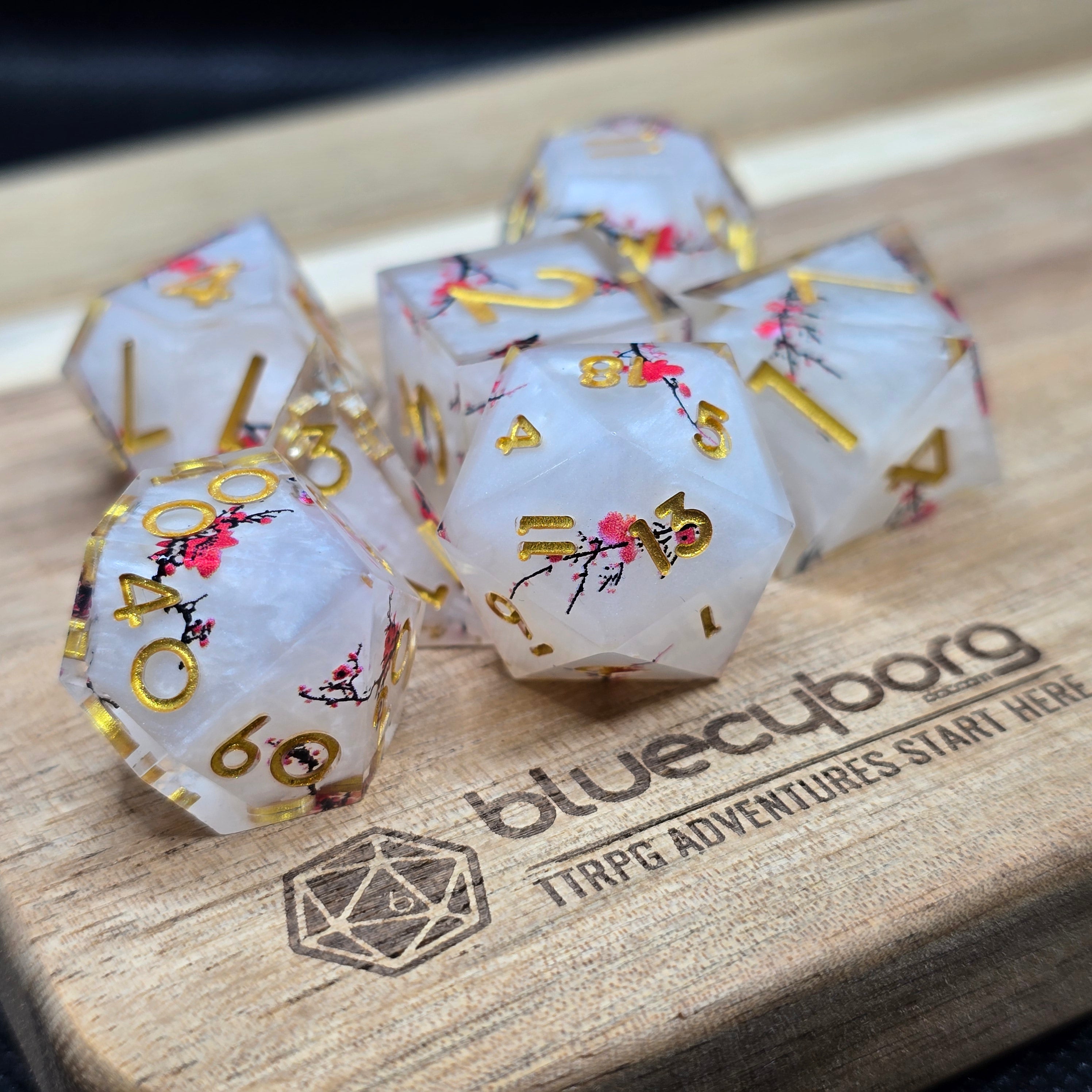 Hanami Dreams - Floral Themed - Shell Resin Dice Set
