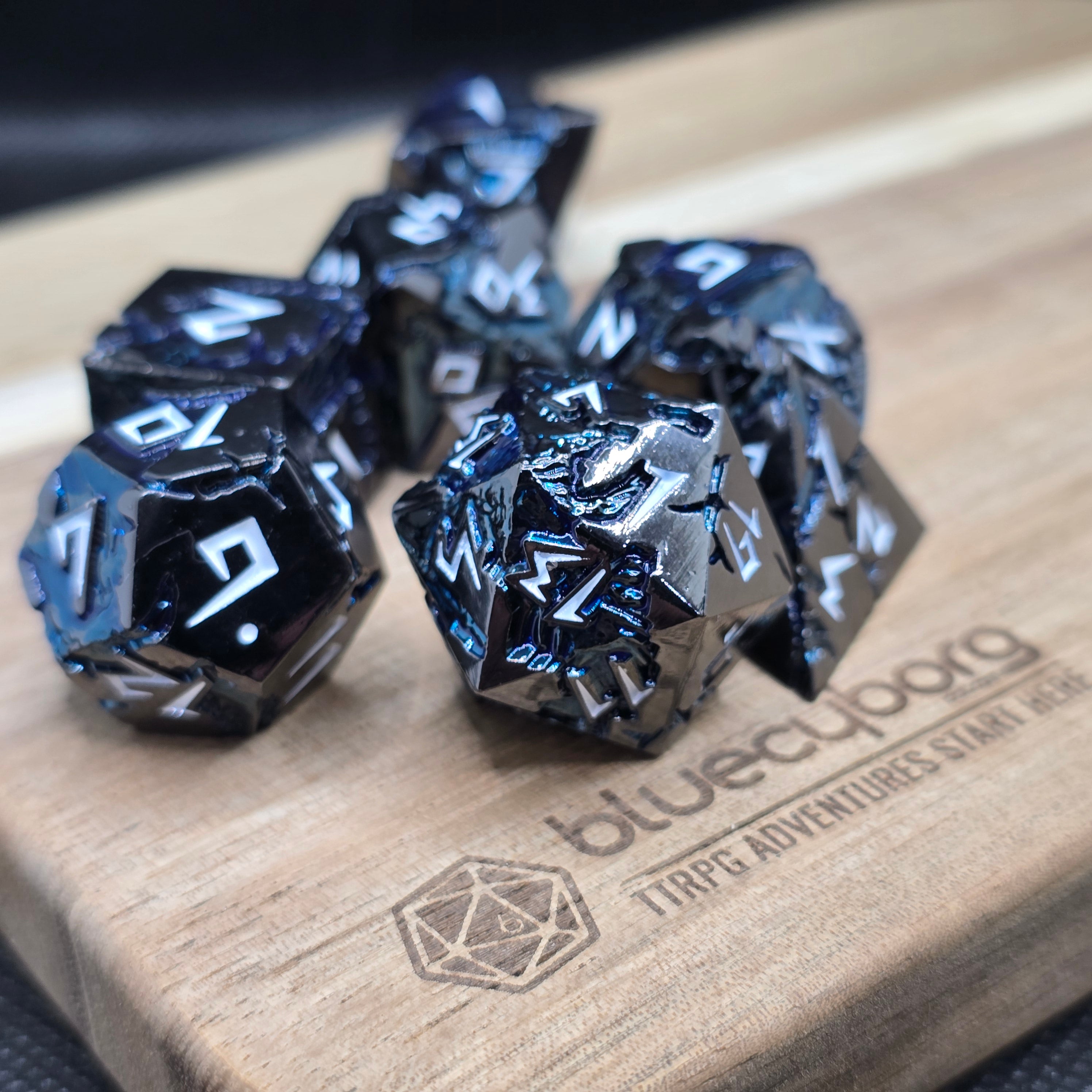 Dragonite Ore - Blue - Metal Dice Set