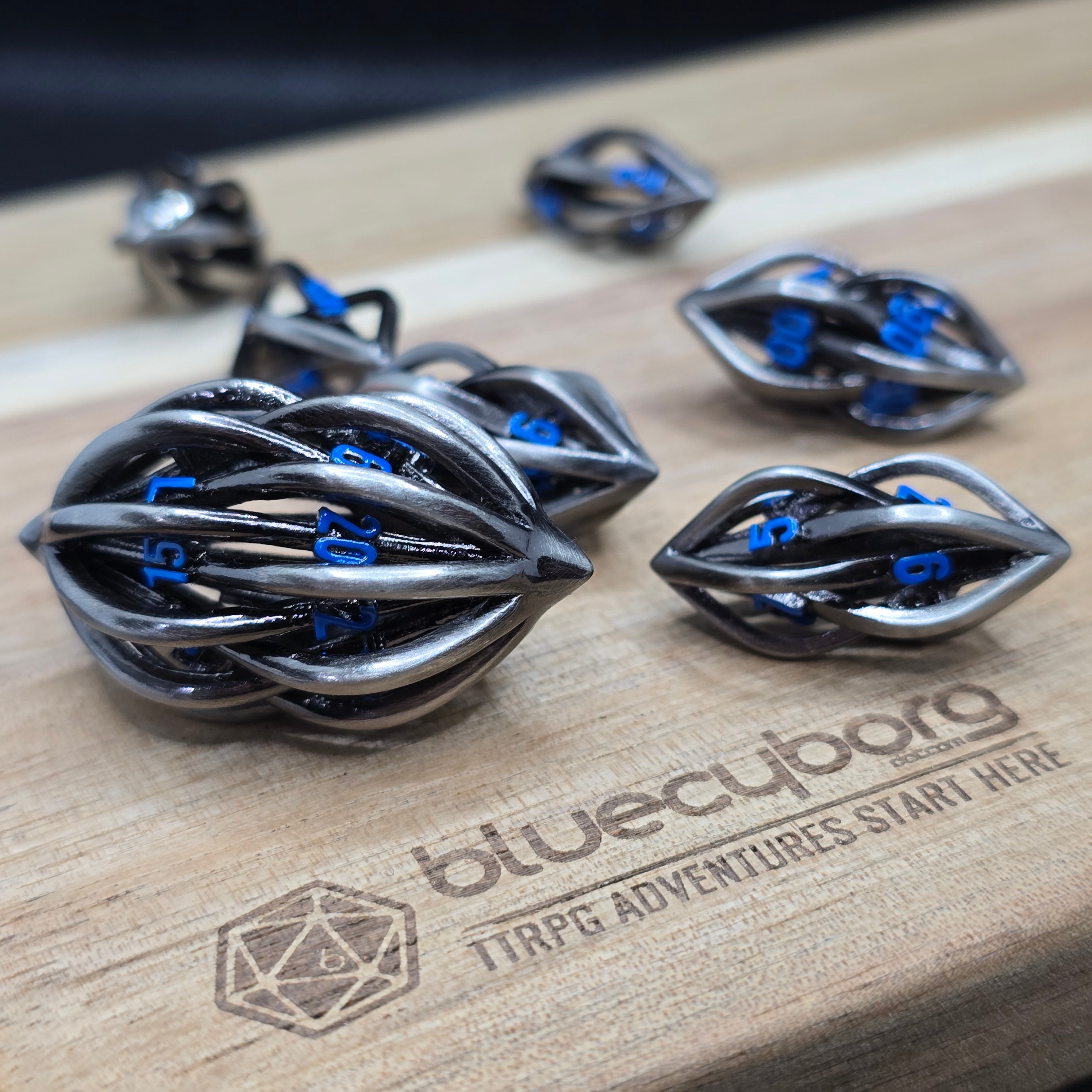 Elven - Gunmetal / Blue - Metal Dice Set