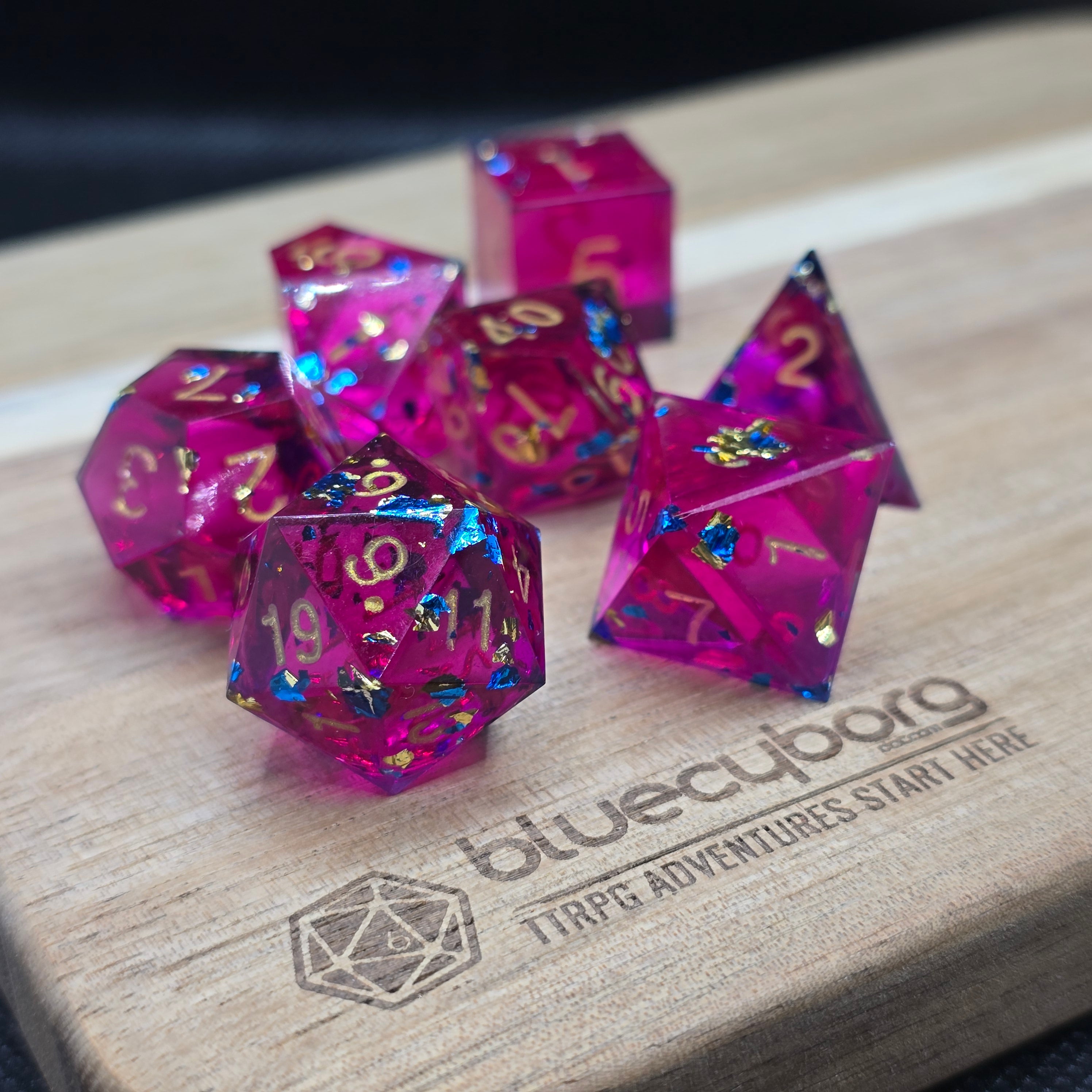 Pink Tide - Shell Resin Dice Set