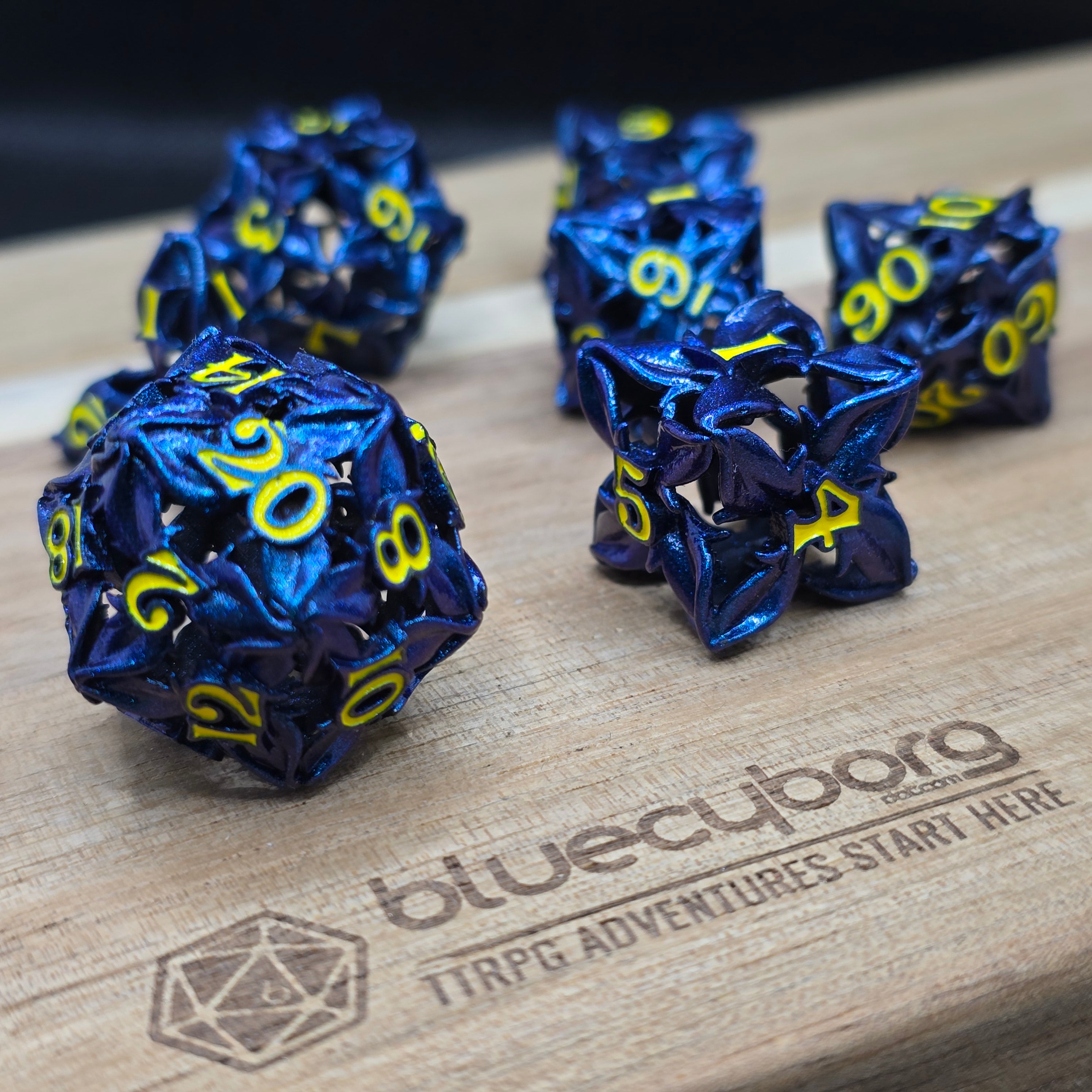 Feywoven - Blue - Hollow - Metal Dice Set