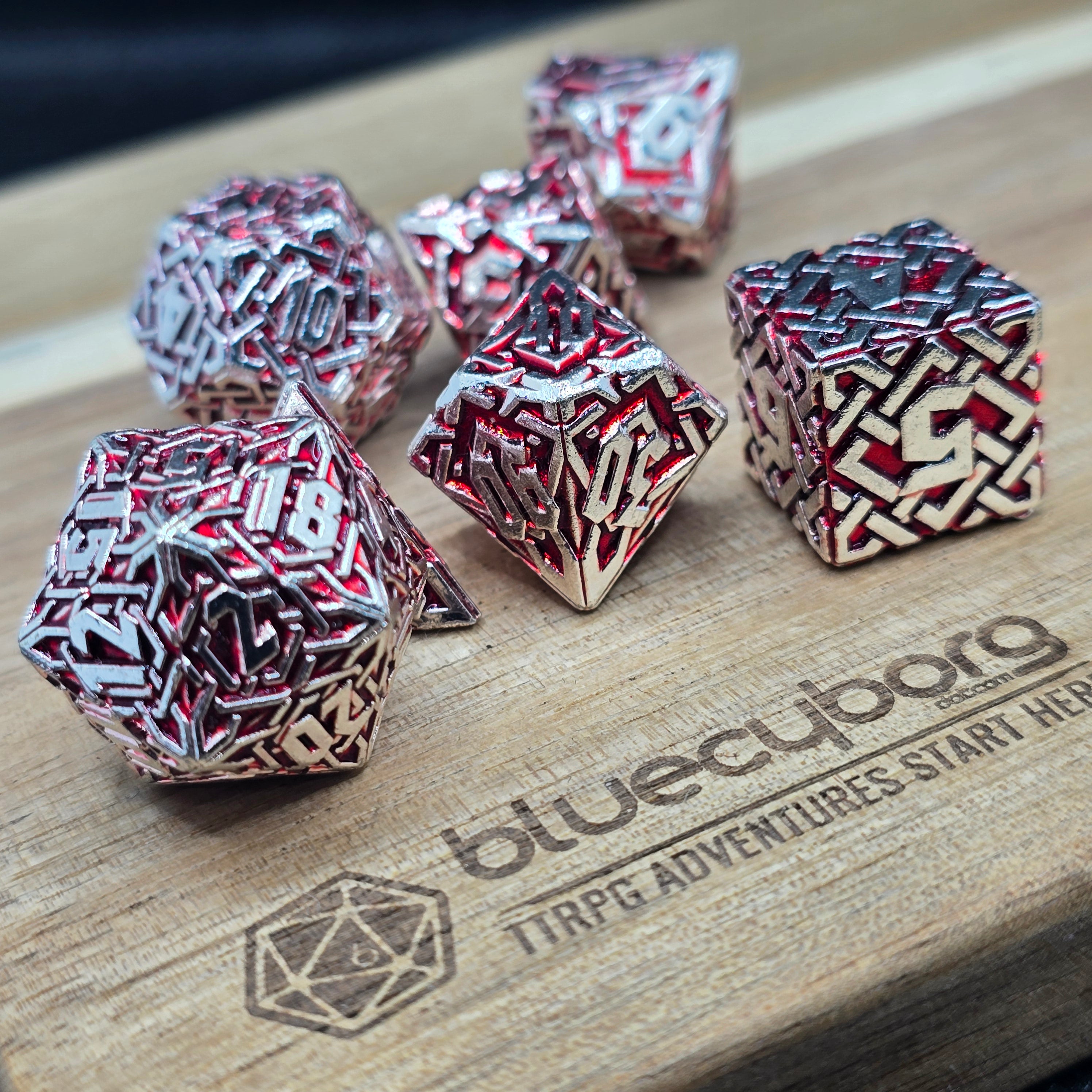 Celtic - Red - Metal Dice Set