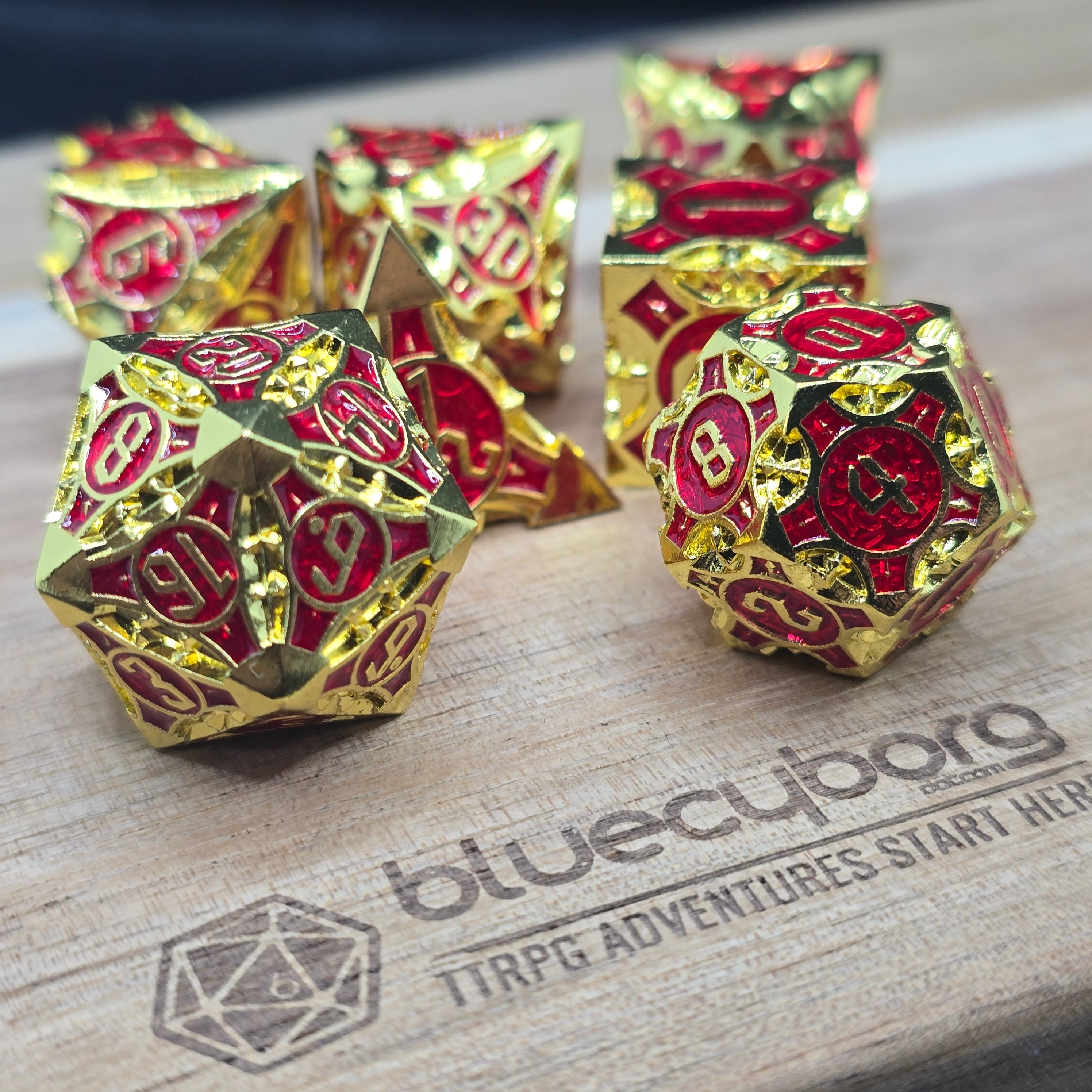 Morning Star - Golden Red - Metal Dice Set