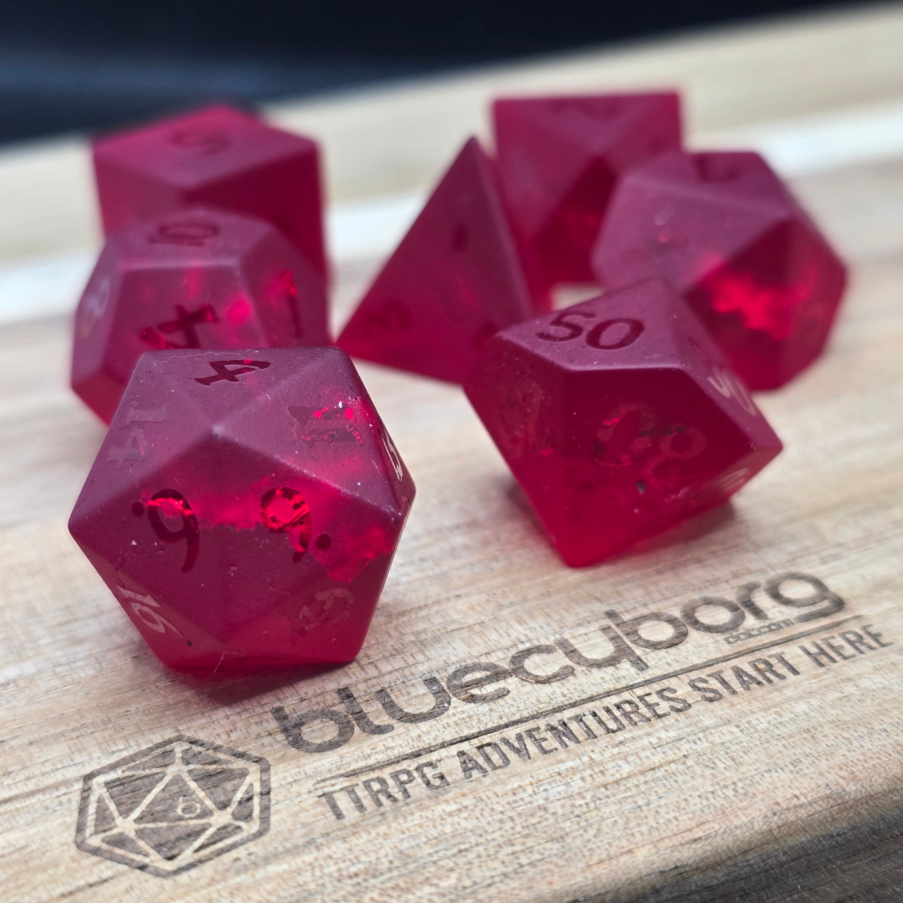 Cracked Red Glass - Glass Dice Set