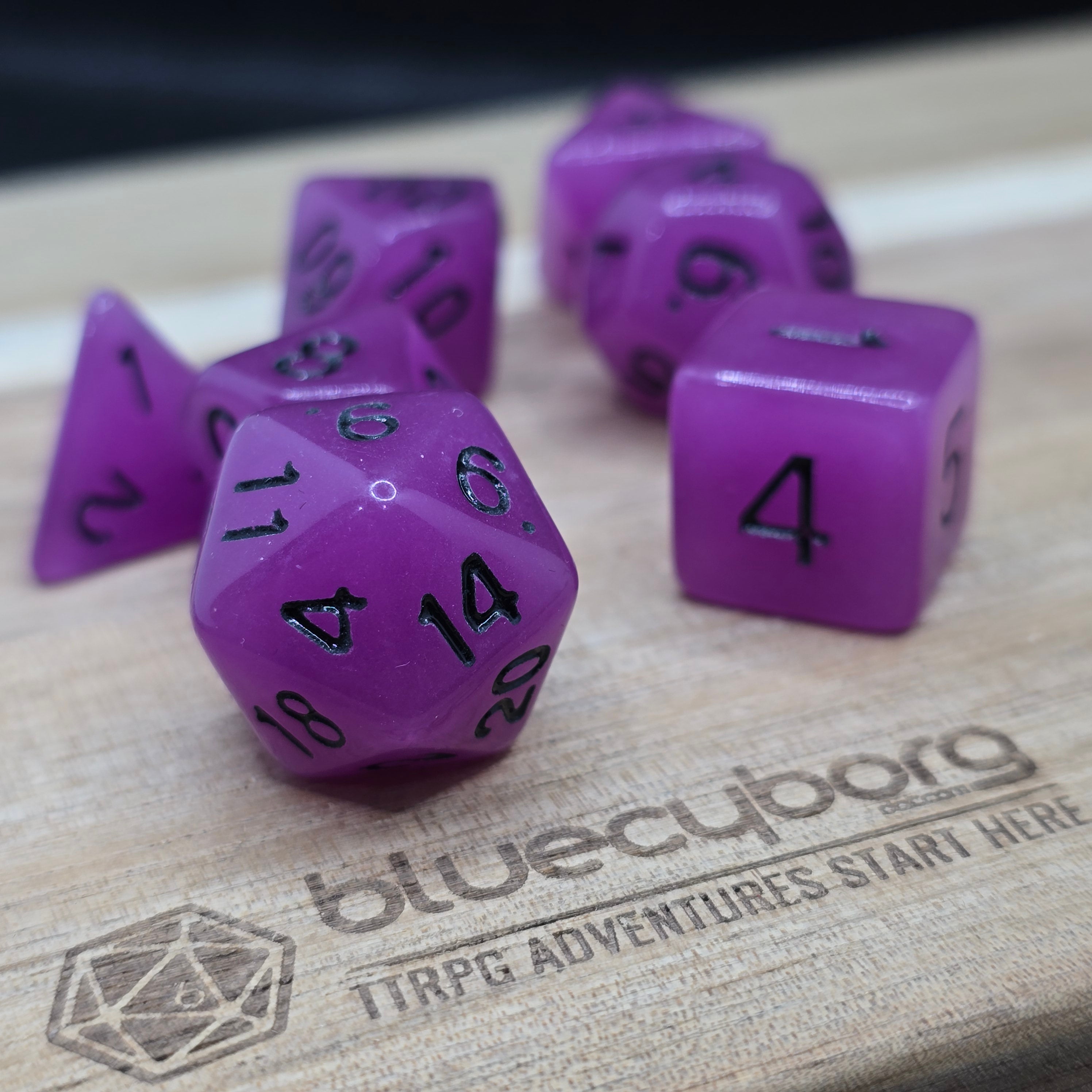Witchlight Violet - Glow In The Dark - Acrylic Dice Set