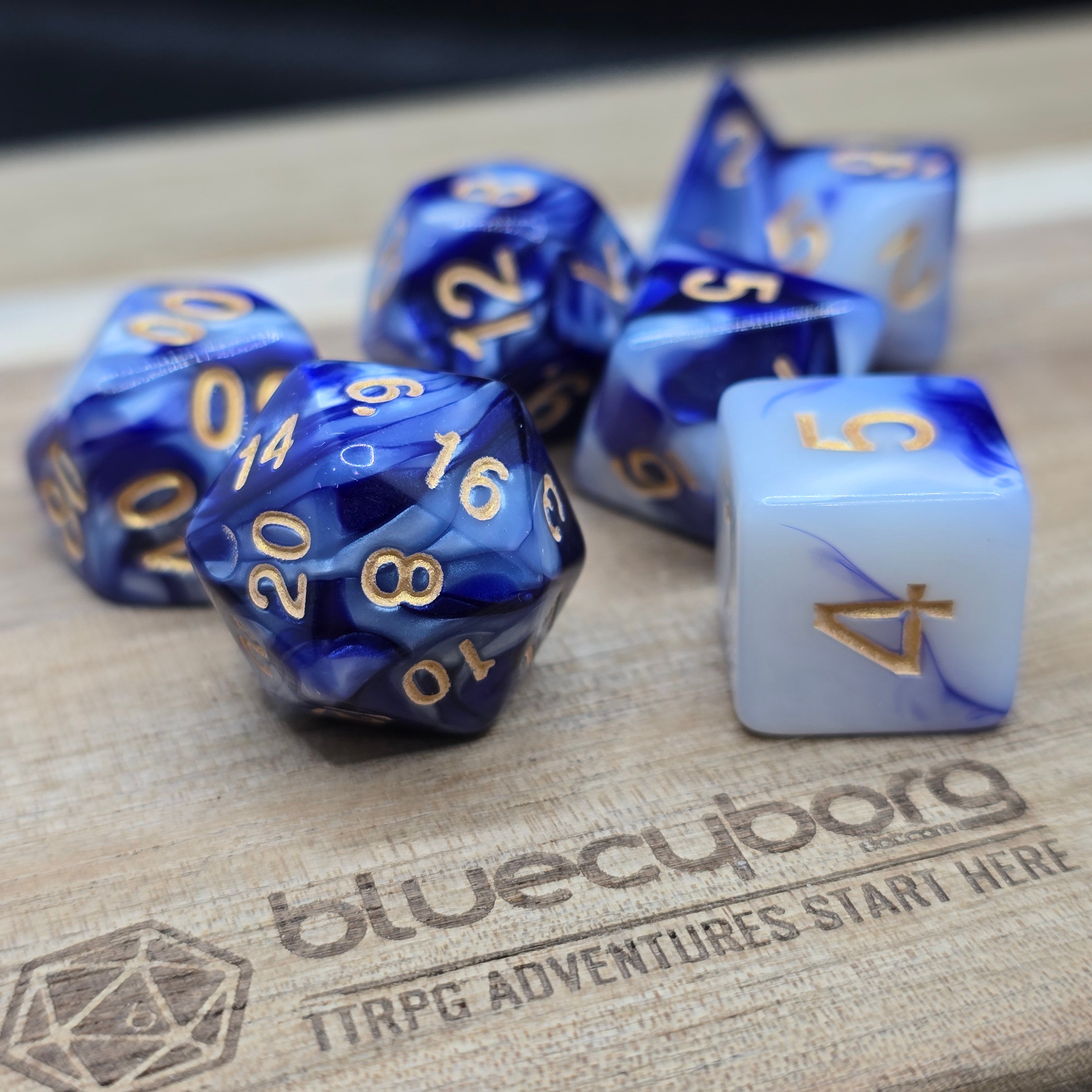 Purpleflux - Marble - Acrylic Dice Set