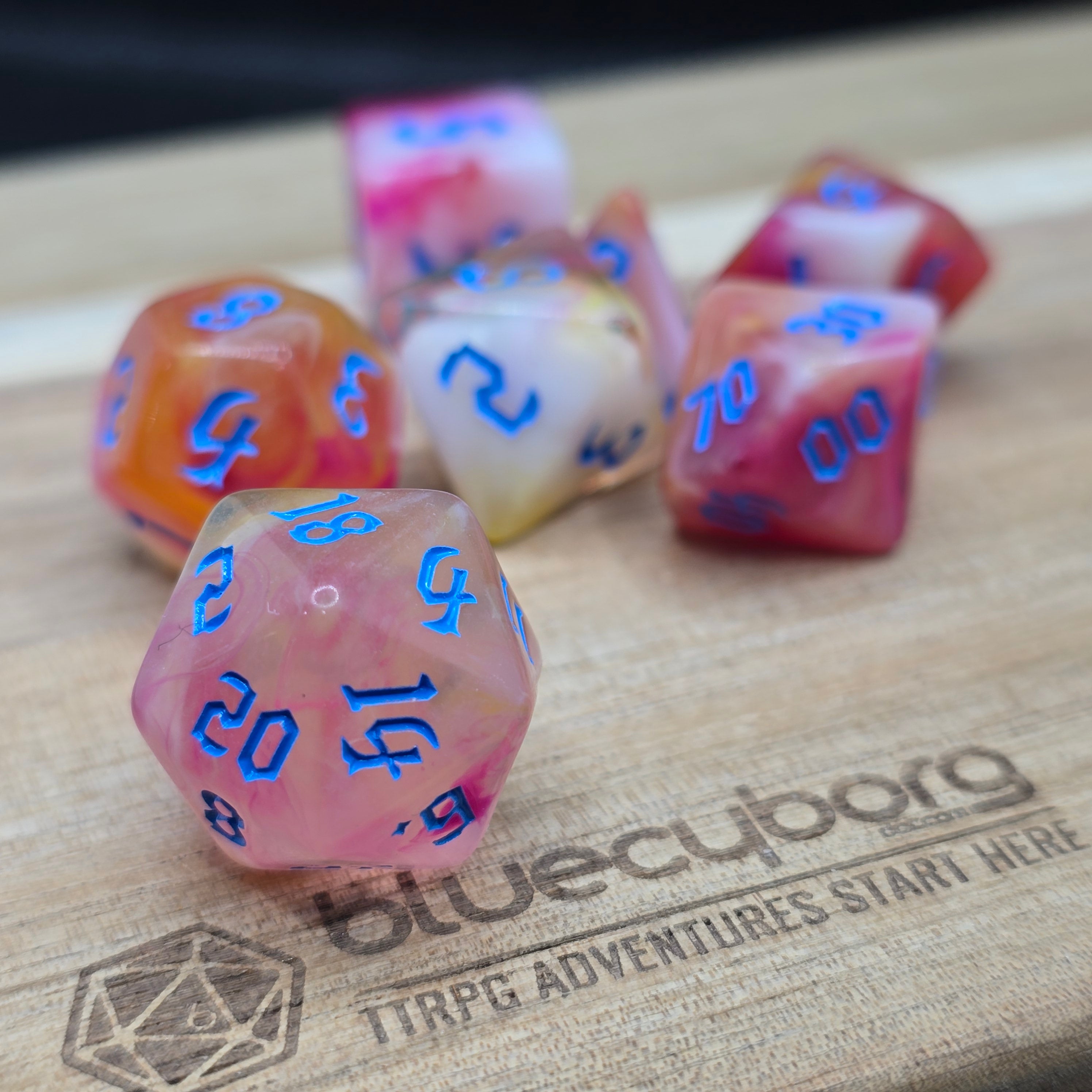 Zinnia Fairy - Marble Chaos - Acrylic Dice Set