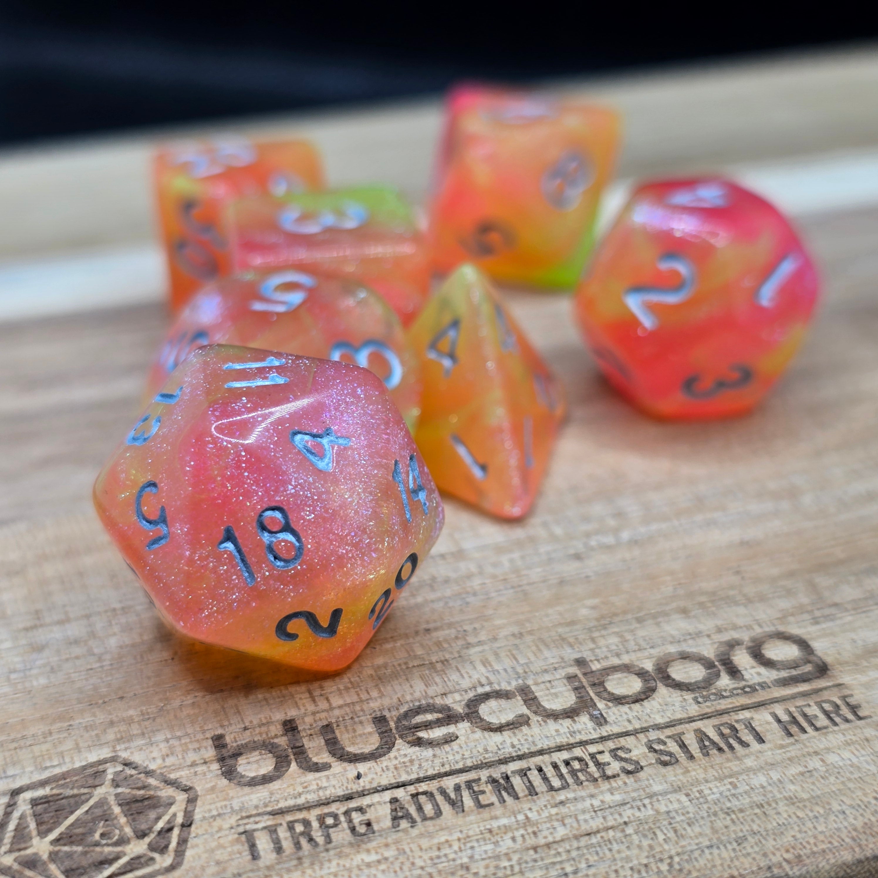 Summers Joy - Mythic - Acrylic Dice Set