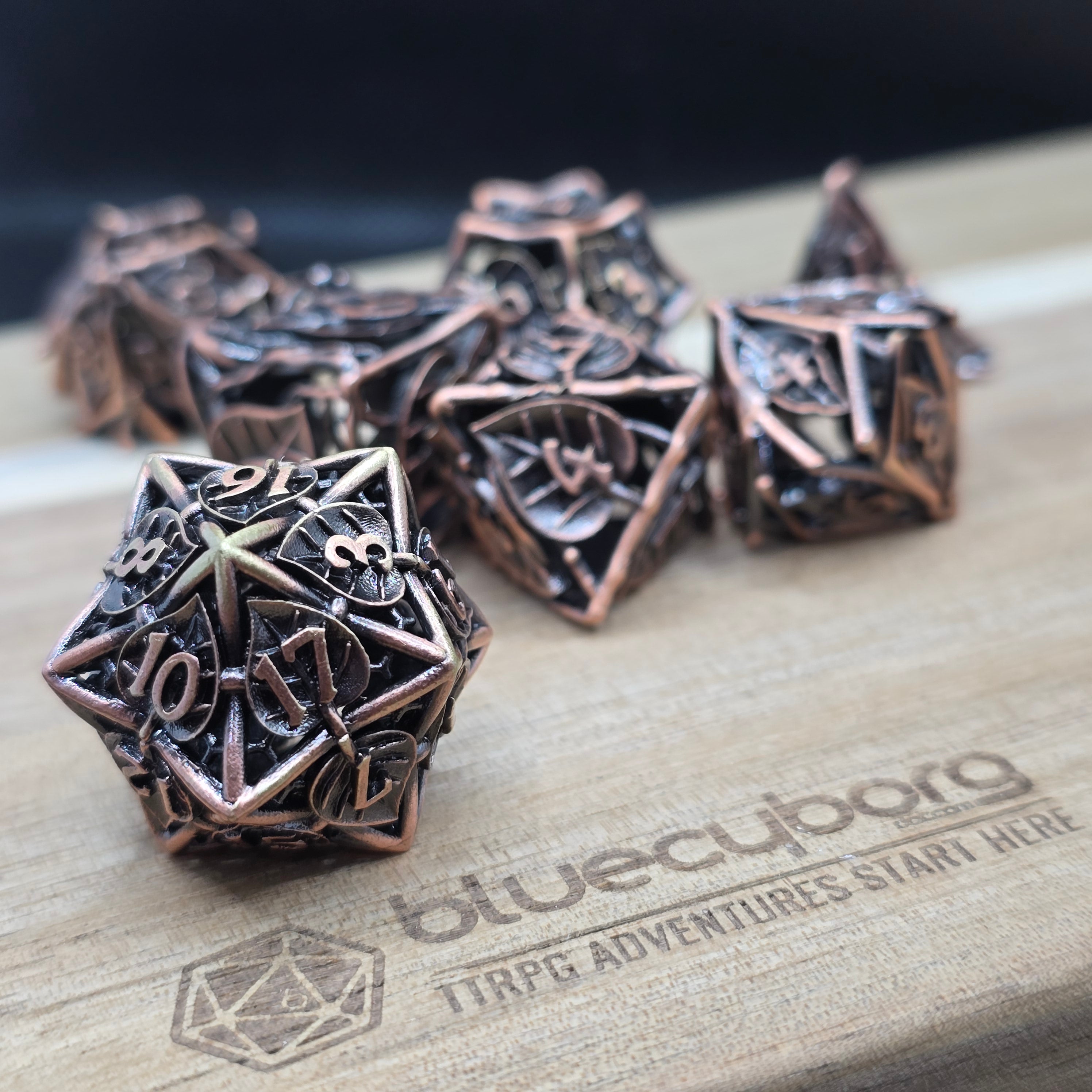 Enchanted Leaf Ancient Copper - Hollow - Metal Dice Set