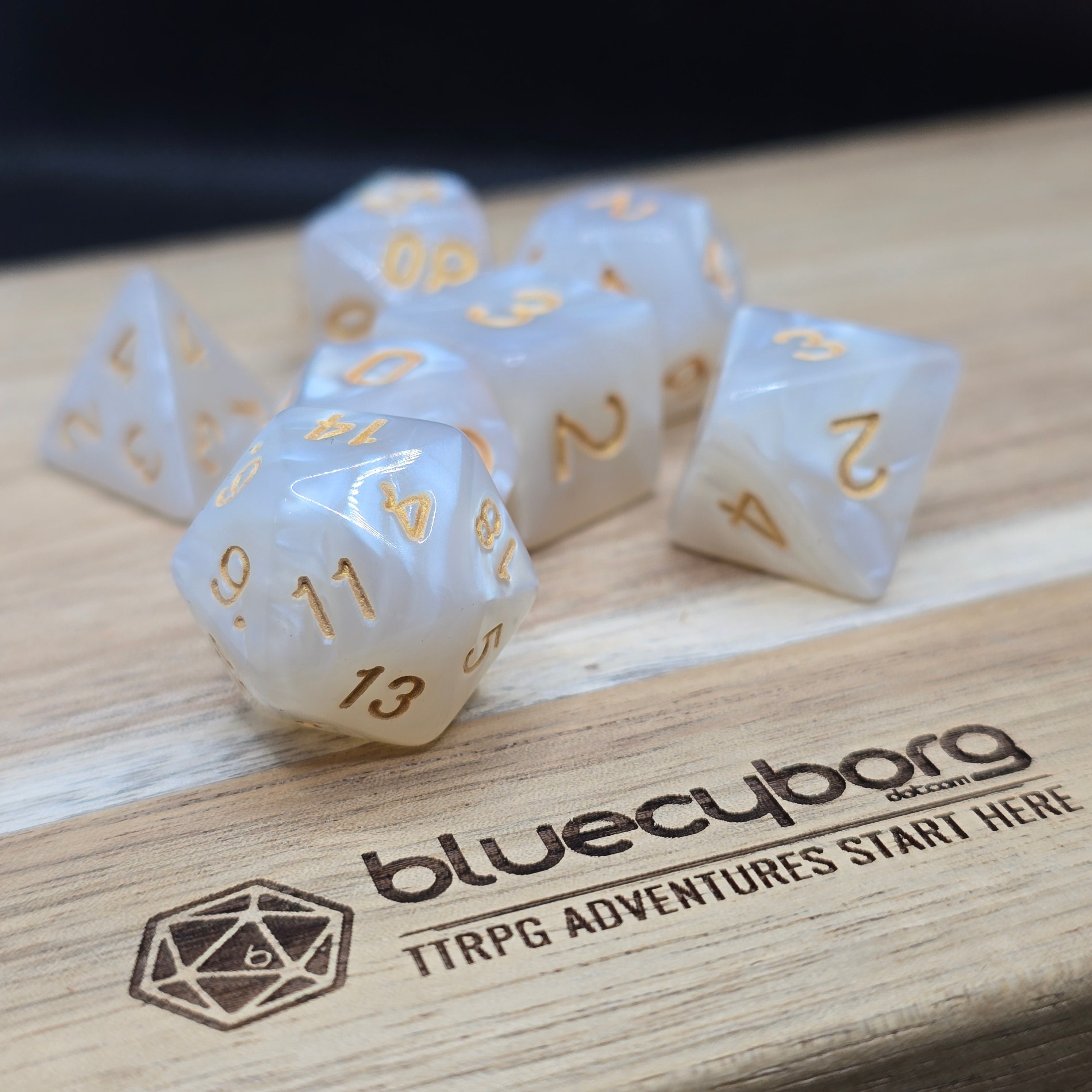 Ghostlight Halo - Pearlescent - Acrylic Dice Set