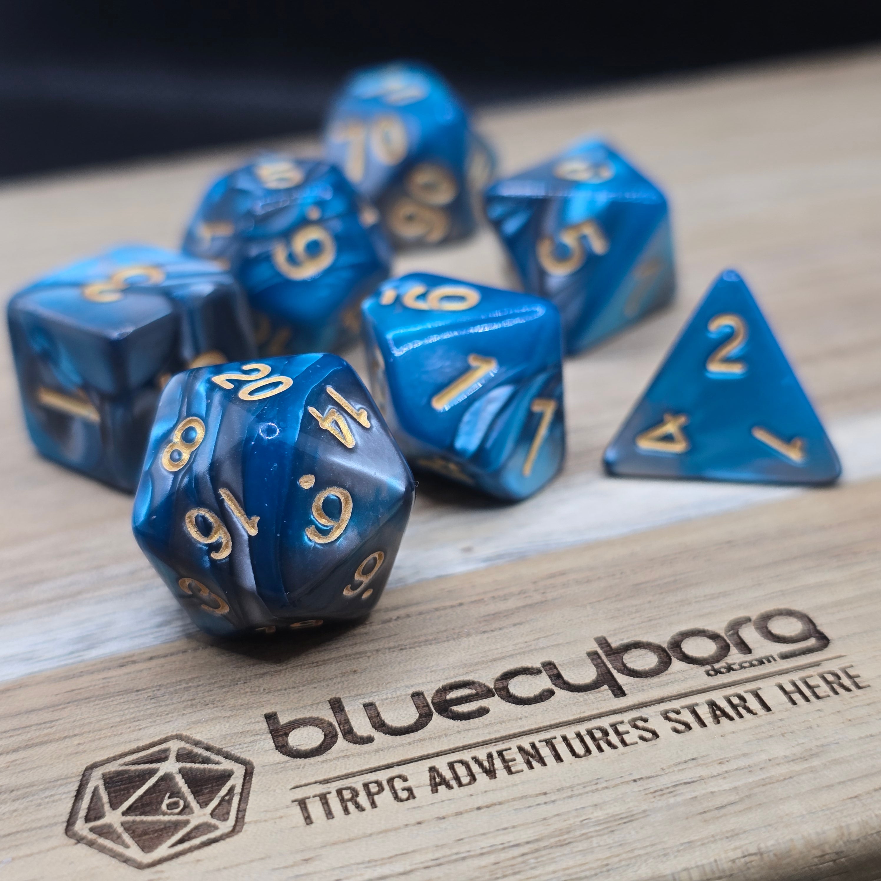Frostwake Halo - Elemental - Acrylic Dice Set