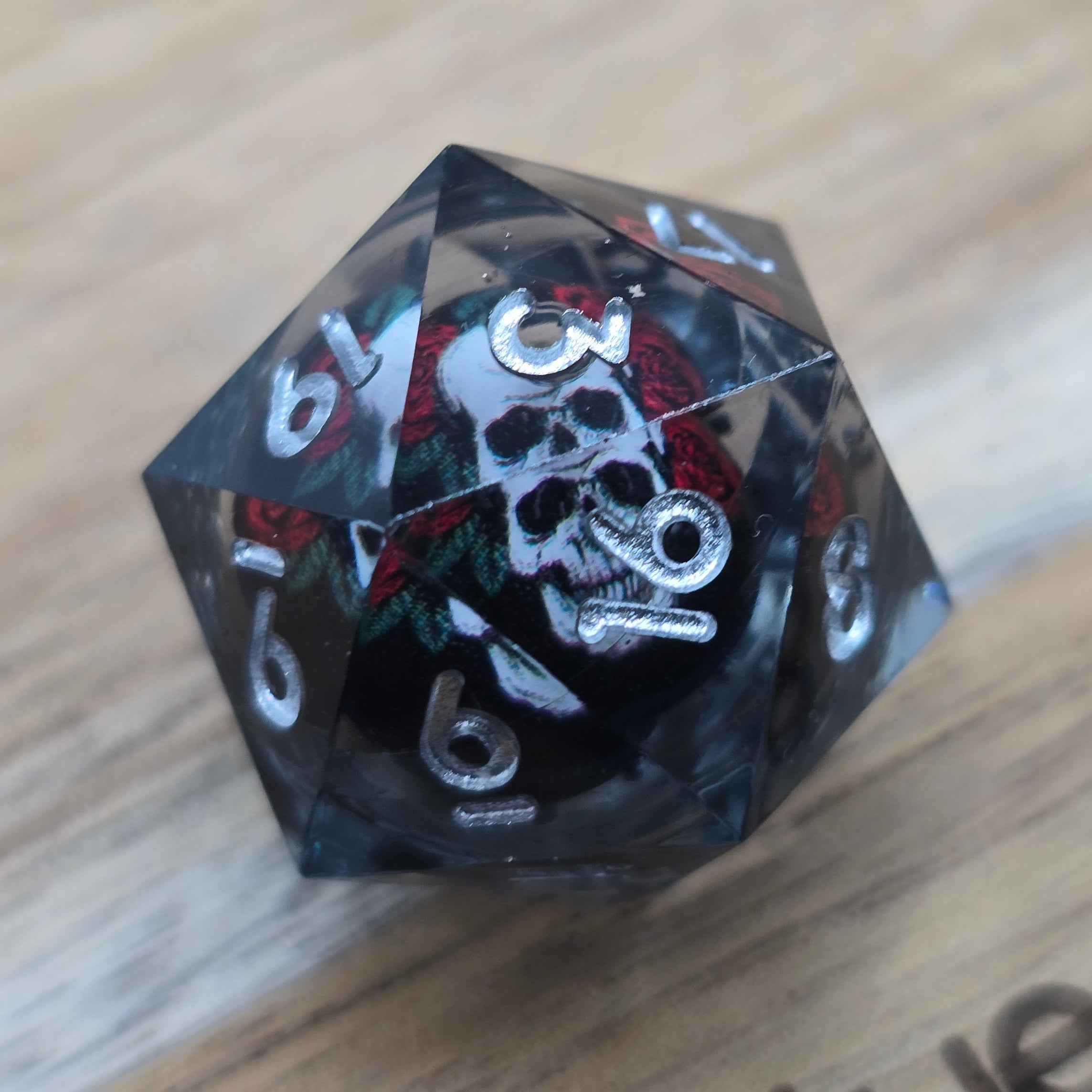 Skull With Roses - Horror Themed - Liquid Core Resin Dice Set
