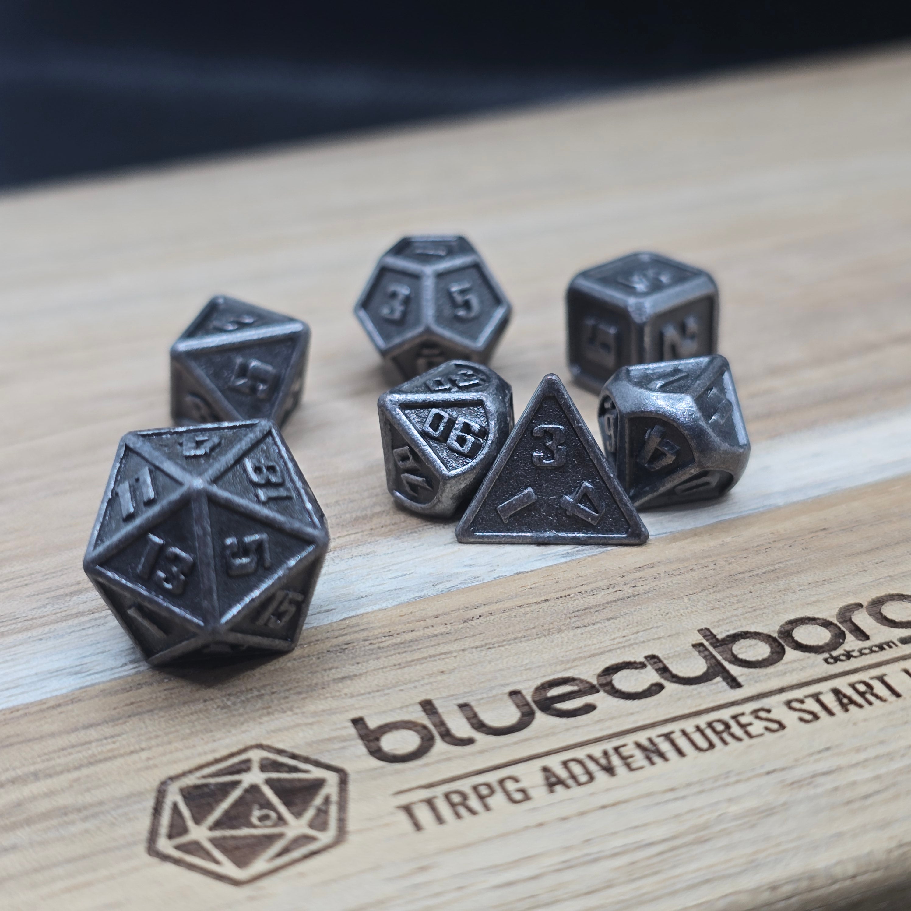 Echoes of Iron - Metal - Mini Dice Set