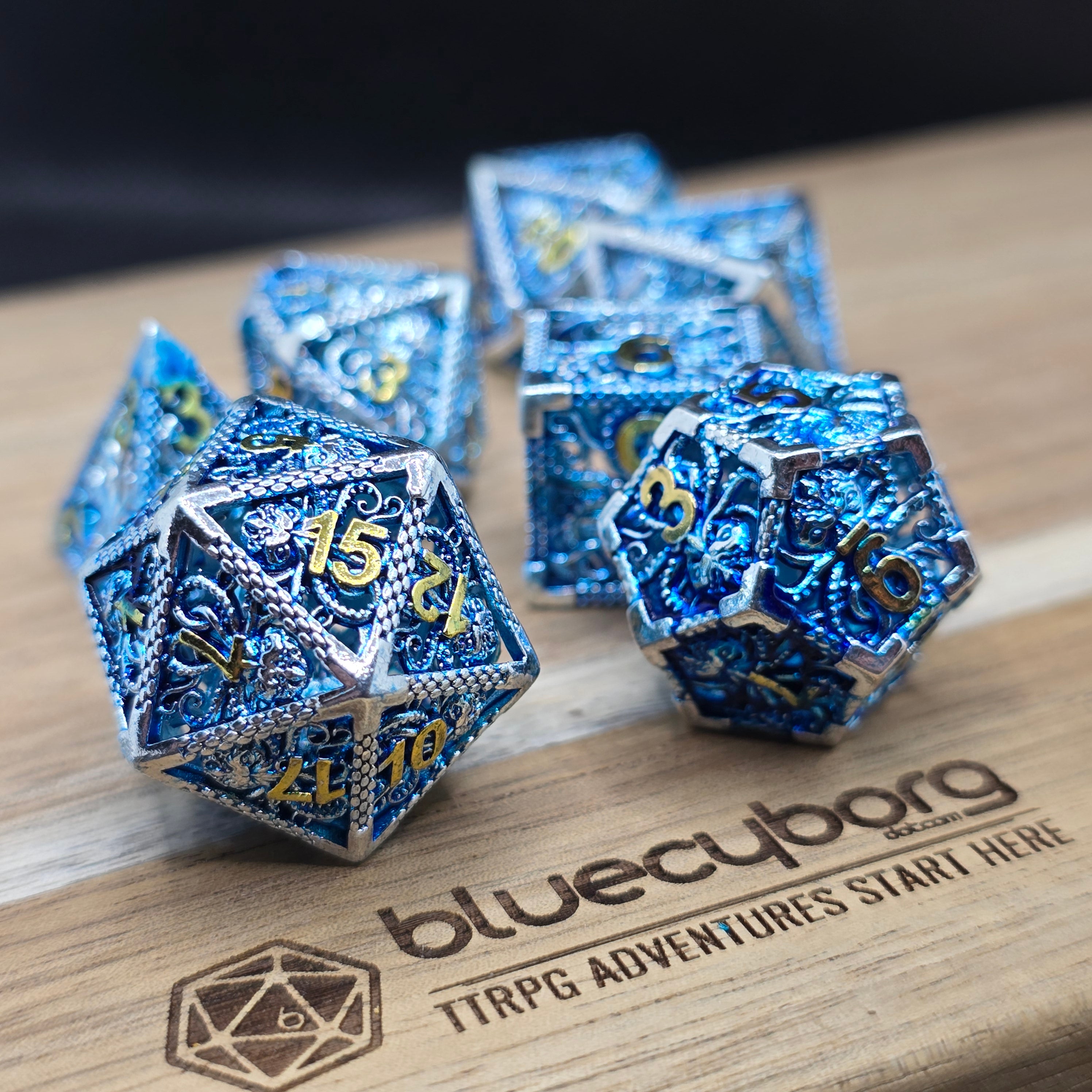 Kraken - Silver / Blue - Hollow - Metal Dice Set