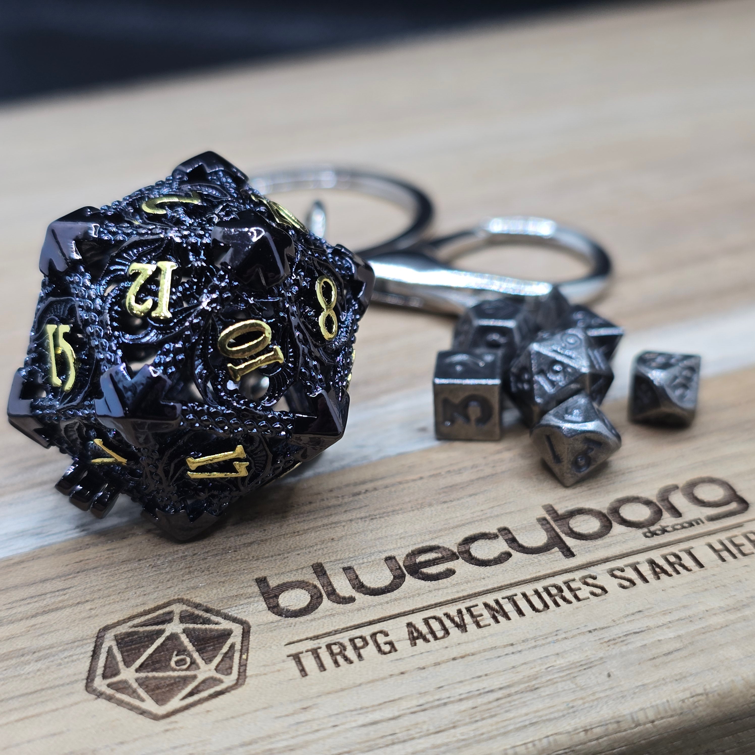 Dragon D20 - Black / Gold - Mini Metal Dice Set With Keyring Case