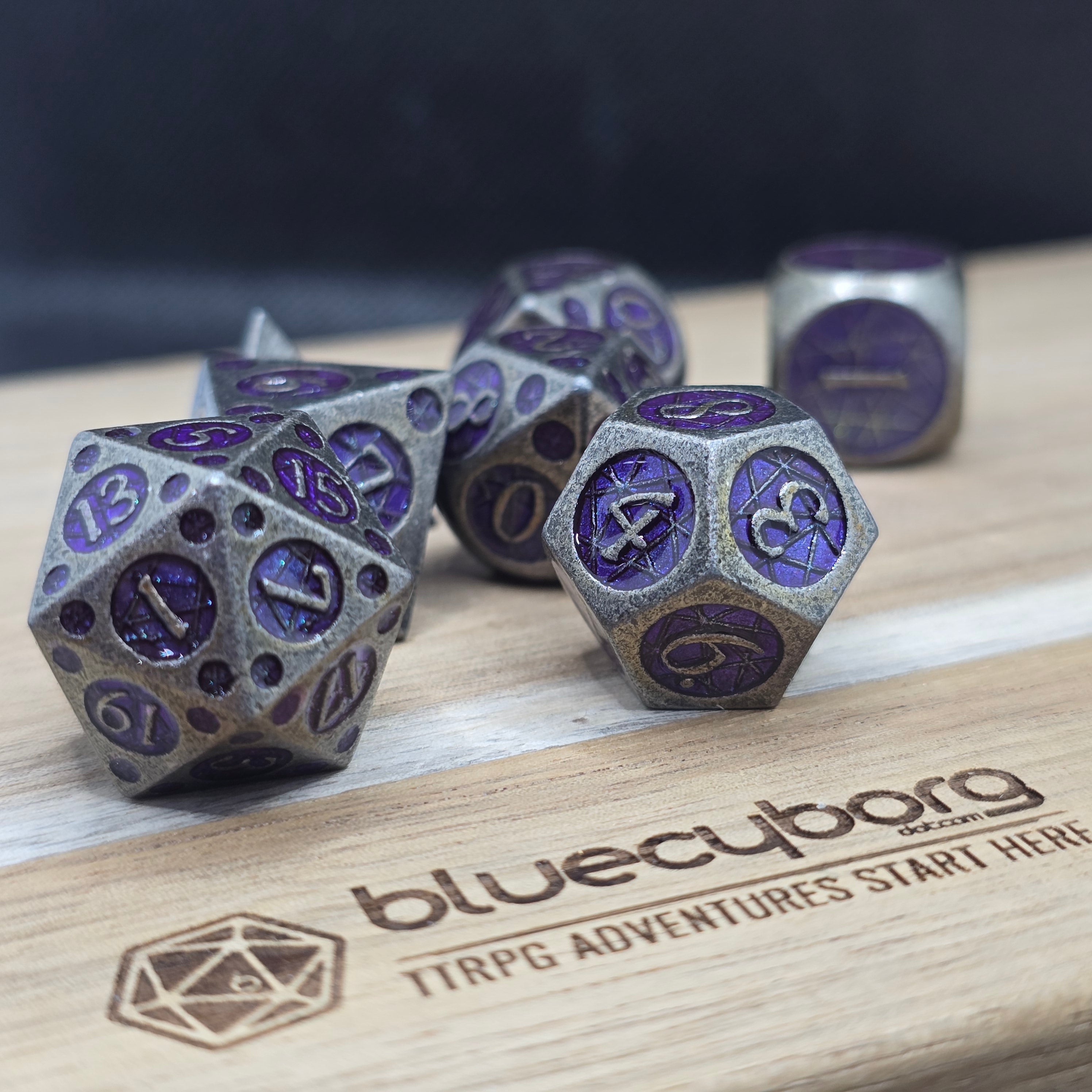 Circle Galaxy - Metal Dice Set