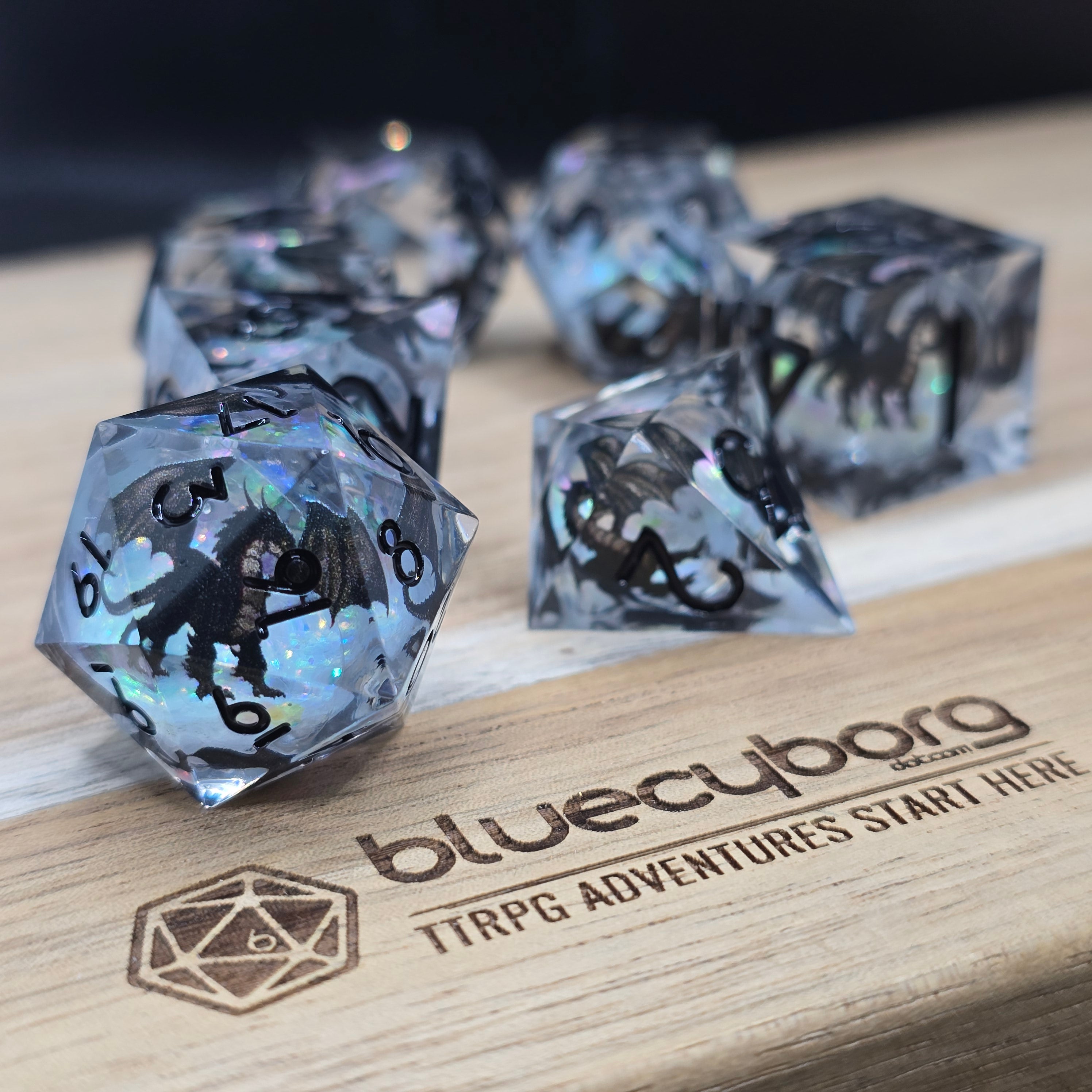 Quicksand Dragon - Liquid Core Resin Dice Set