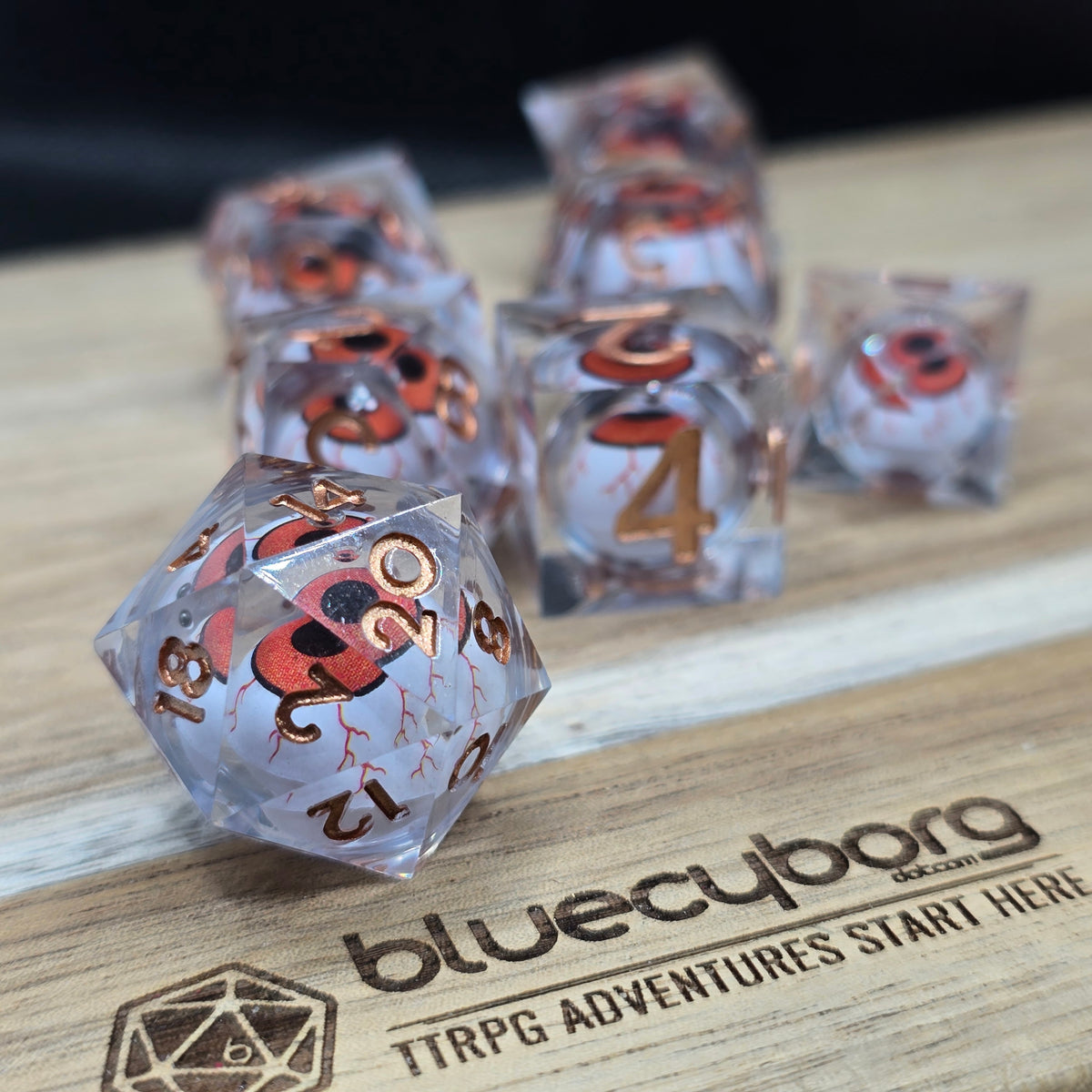 Dragon King Amber Eye - Liquid Core Resin Dice Set