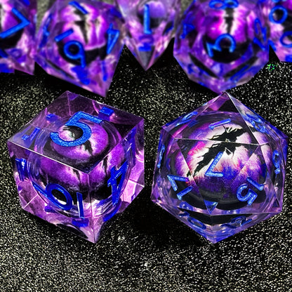 Liquid Core Dice Set - Dragon Eye Purple / Blue