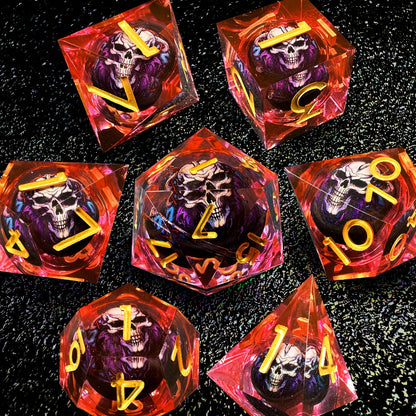 Liquid Core Dice Set - Skull Red