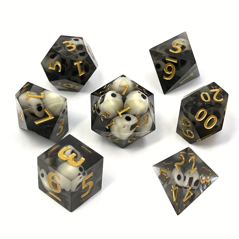 Shrunken Skulls - Resin Dice Set