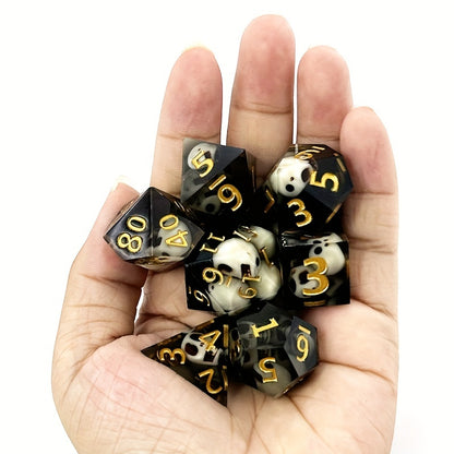 Shrunken Skulls - Resin Dice Set