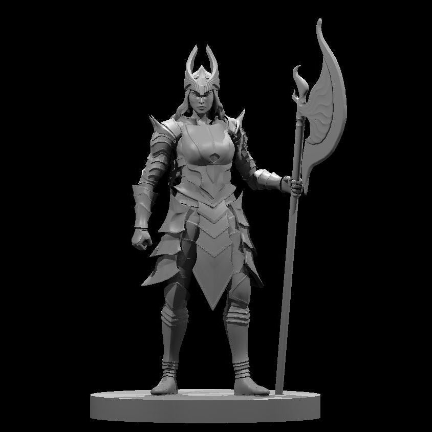 Human Female Paladin 5 28mm Scale Miniature