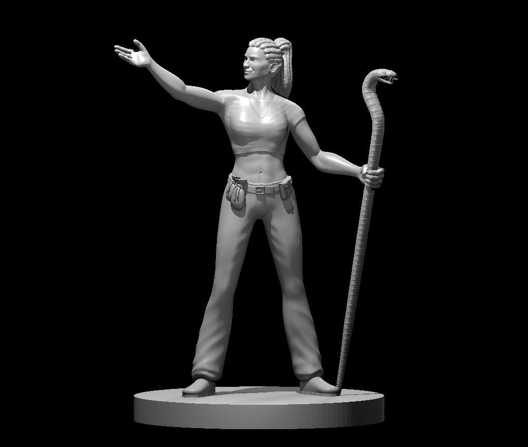 Human Female Druid 4 - 28mm Scale Miniature