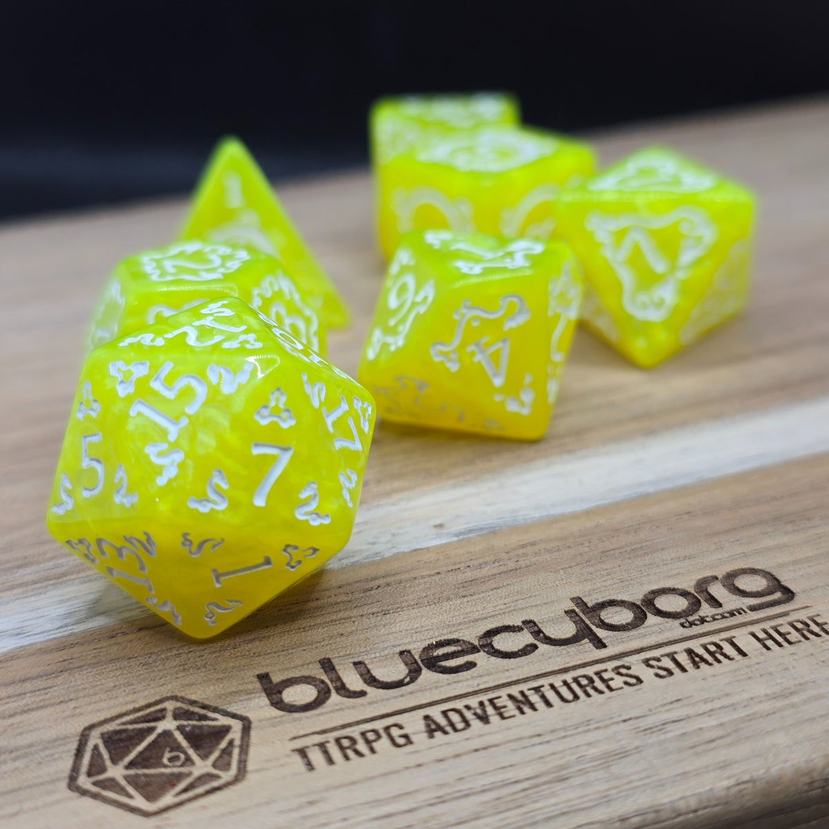 Sunburst Arcane Scroll acrylic dice set