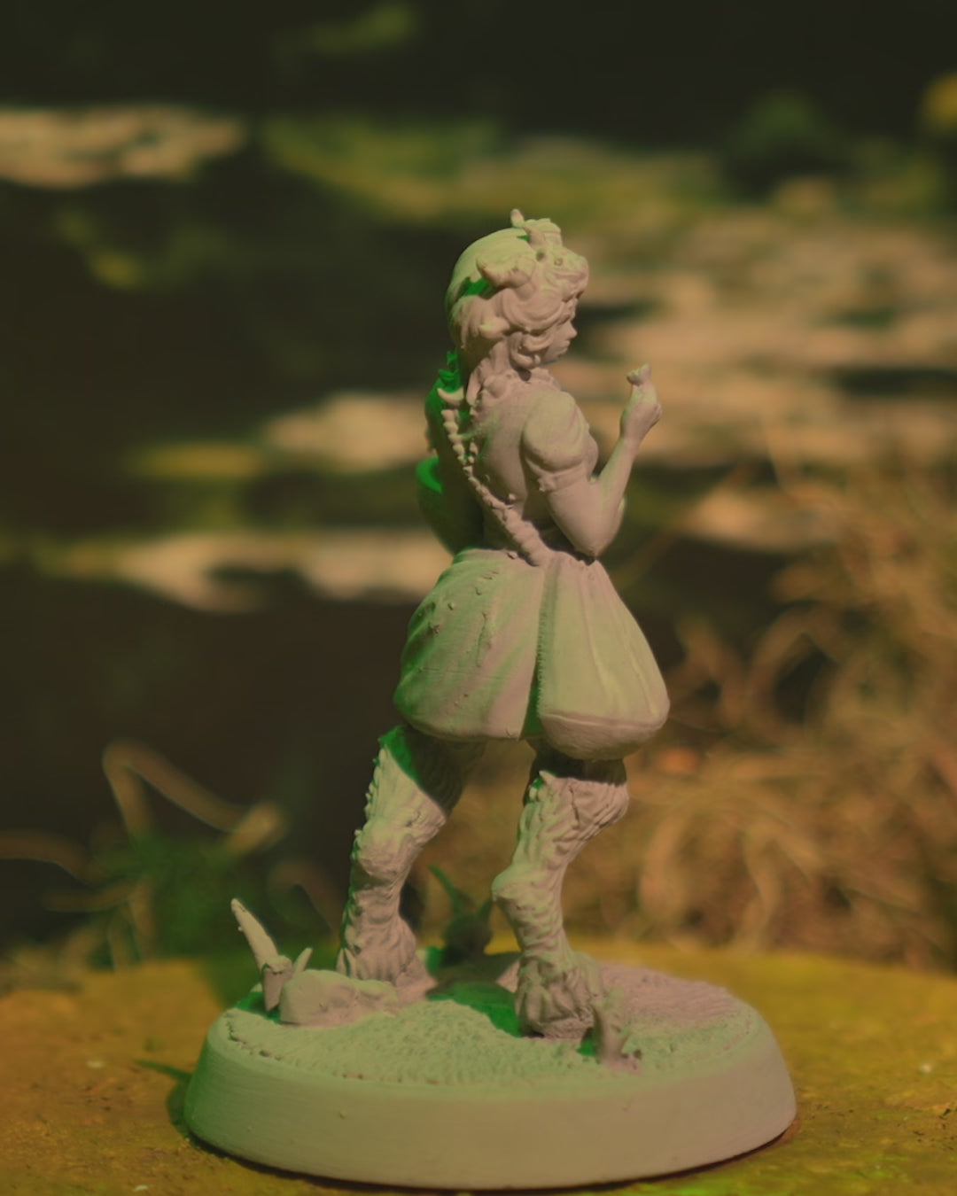 Ferne - 32mm / 75mm Scale Miniature