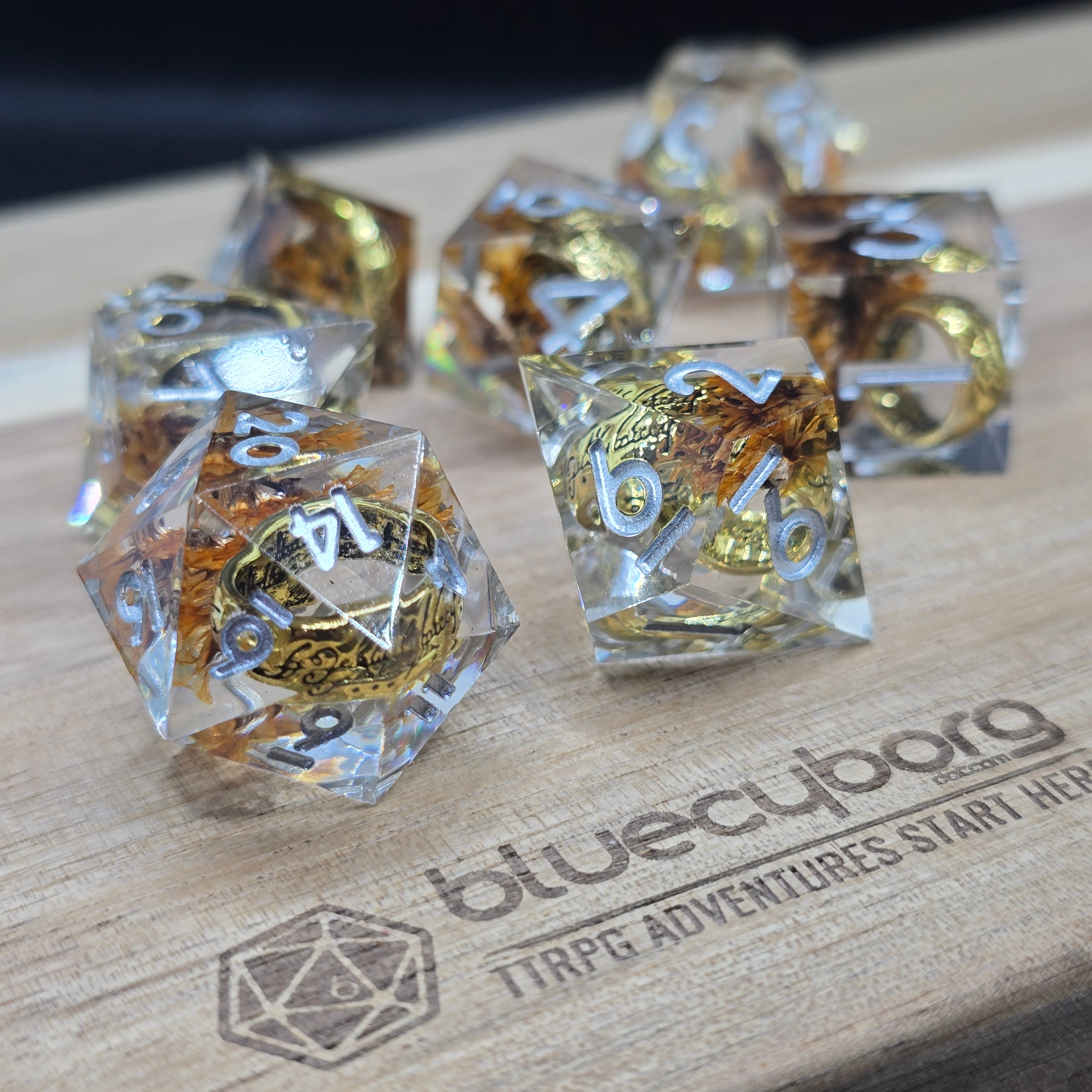My Precious Flora - Resin Dice Set