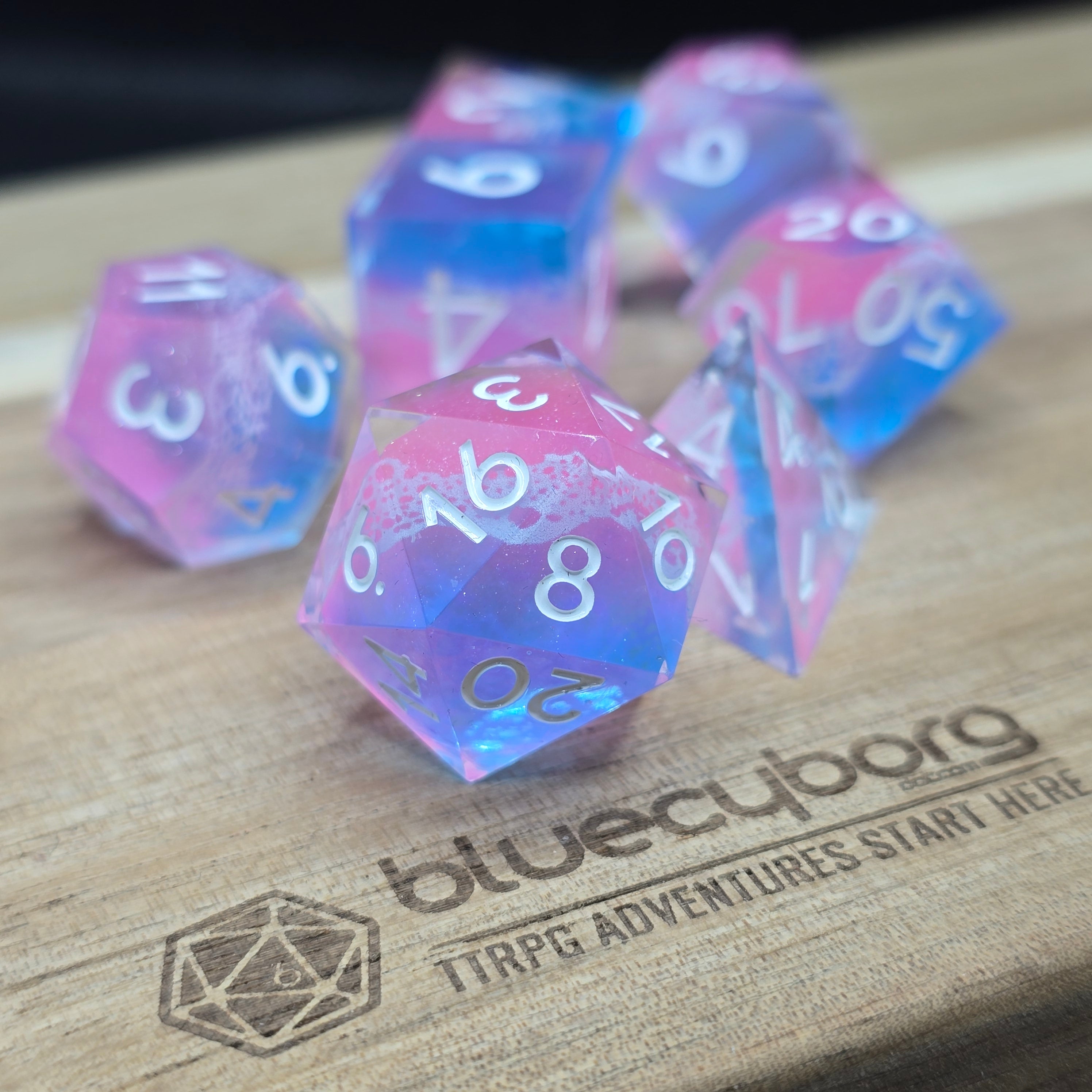 Pink Beach - Shell Resin Dice Set