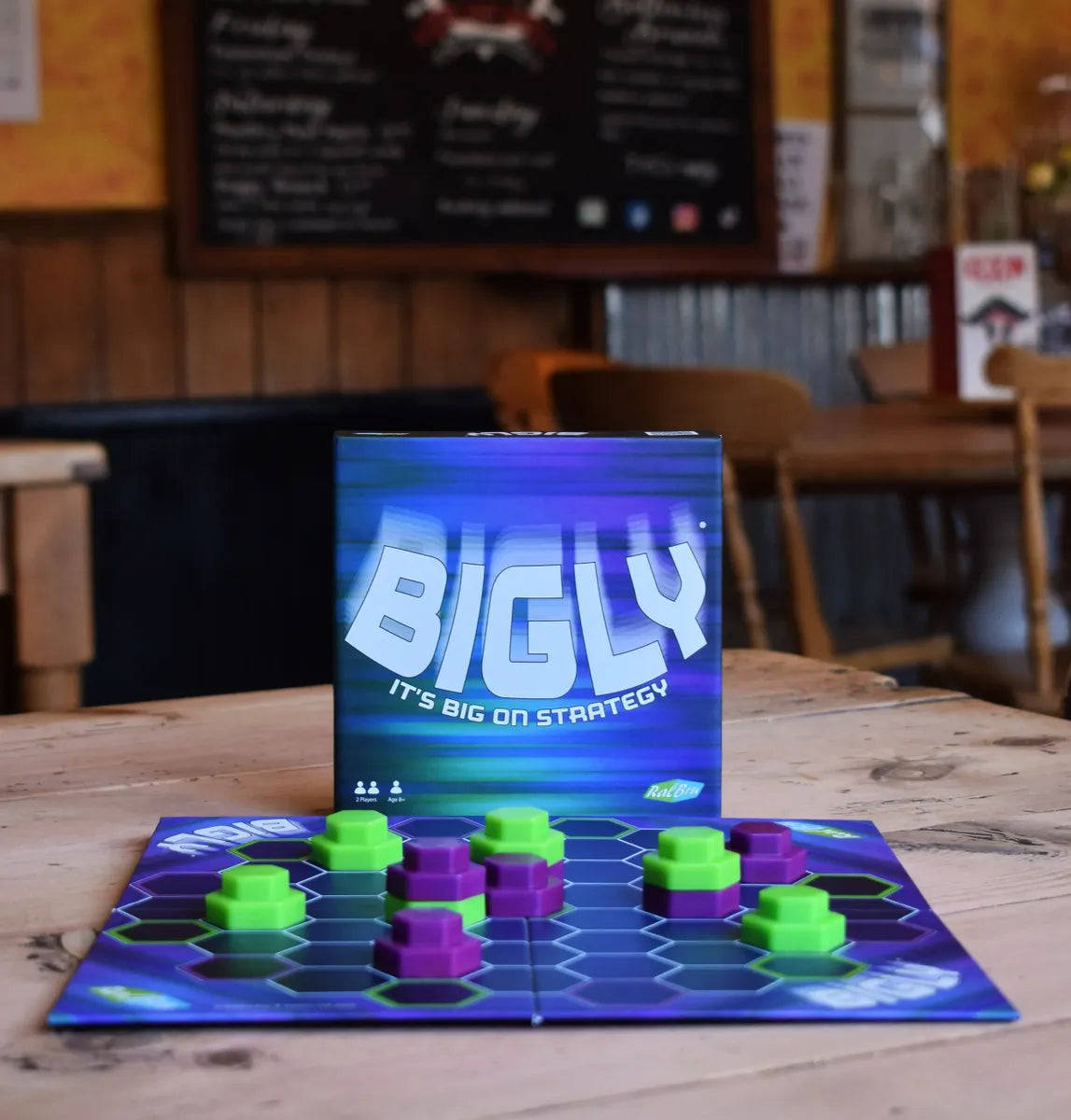 Bigly - A Tactical 2-player abstract game