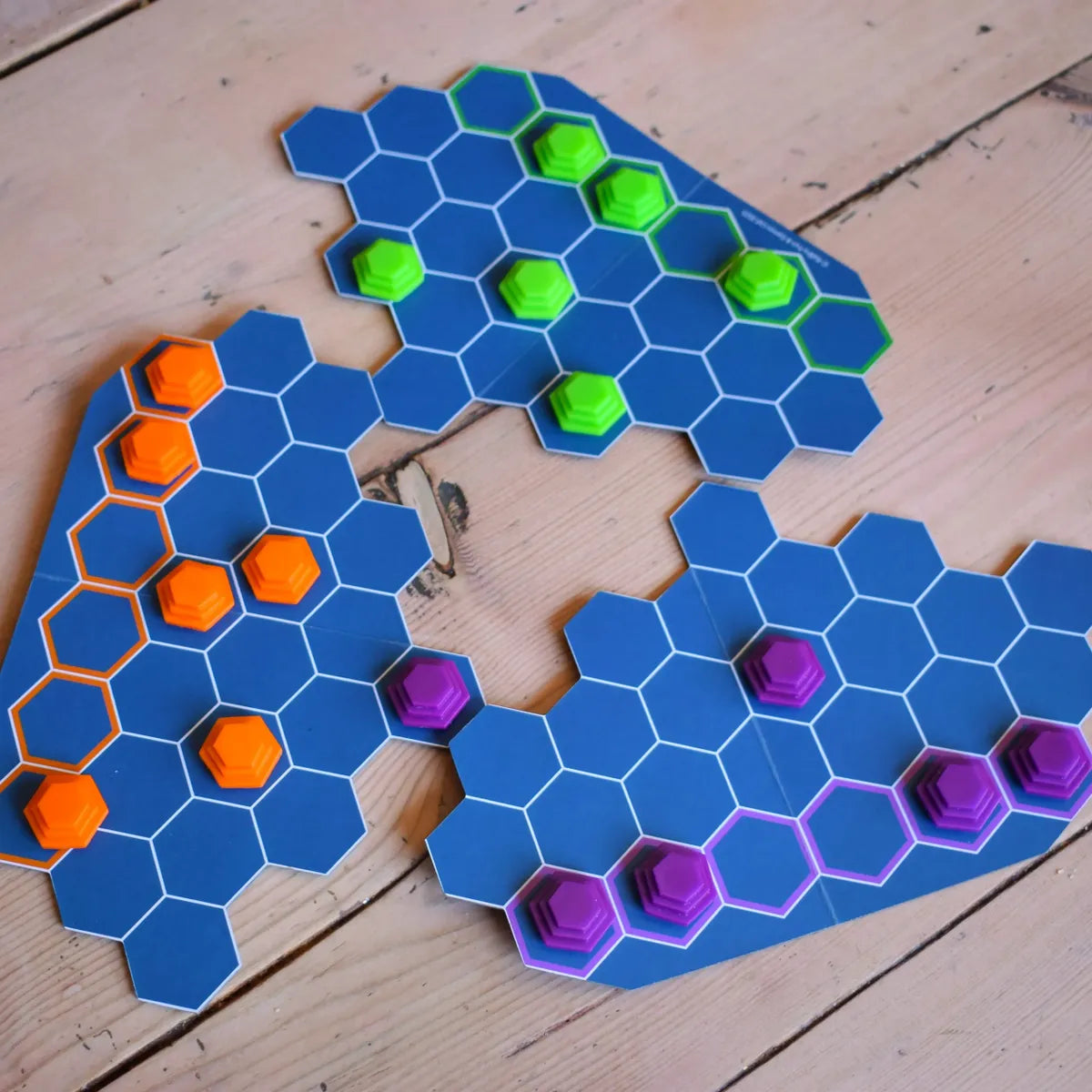 ButtChess +1 - A strategy game for 3 players